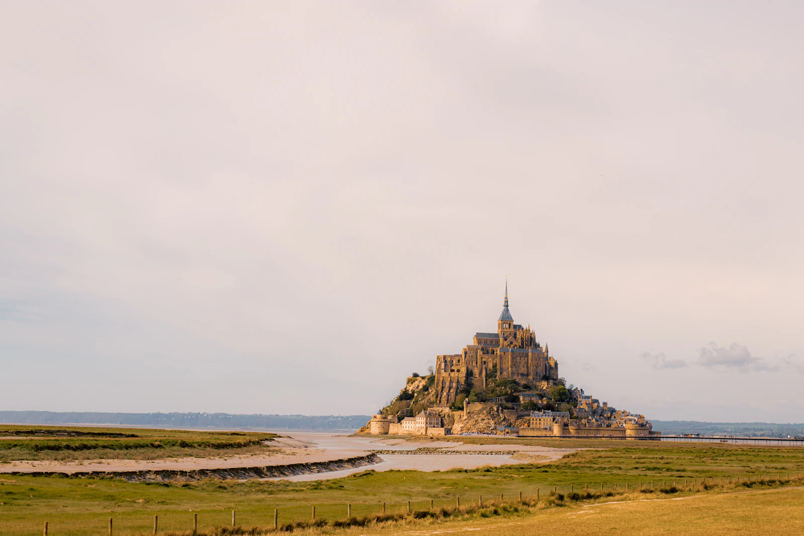 Mont-Saint-Michel Travel Guide 2026 — Things to Do, Food & Budget