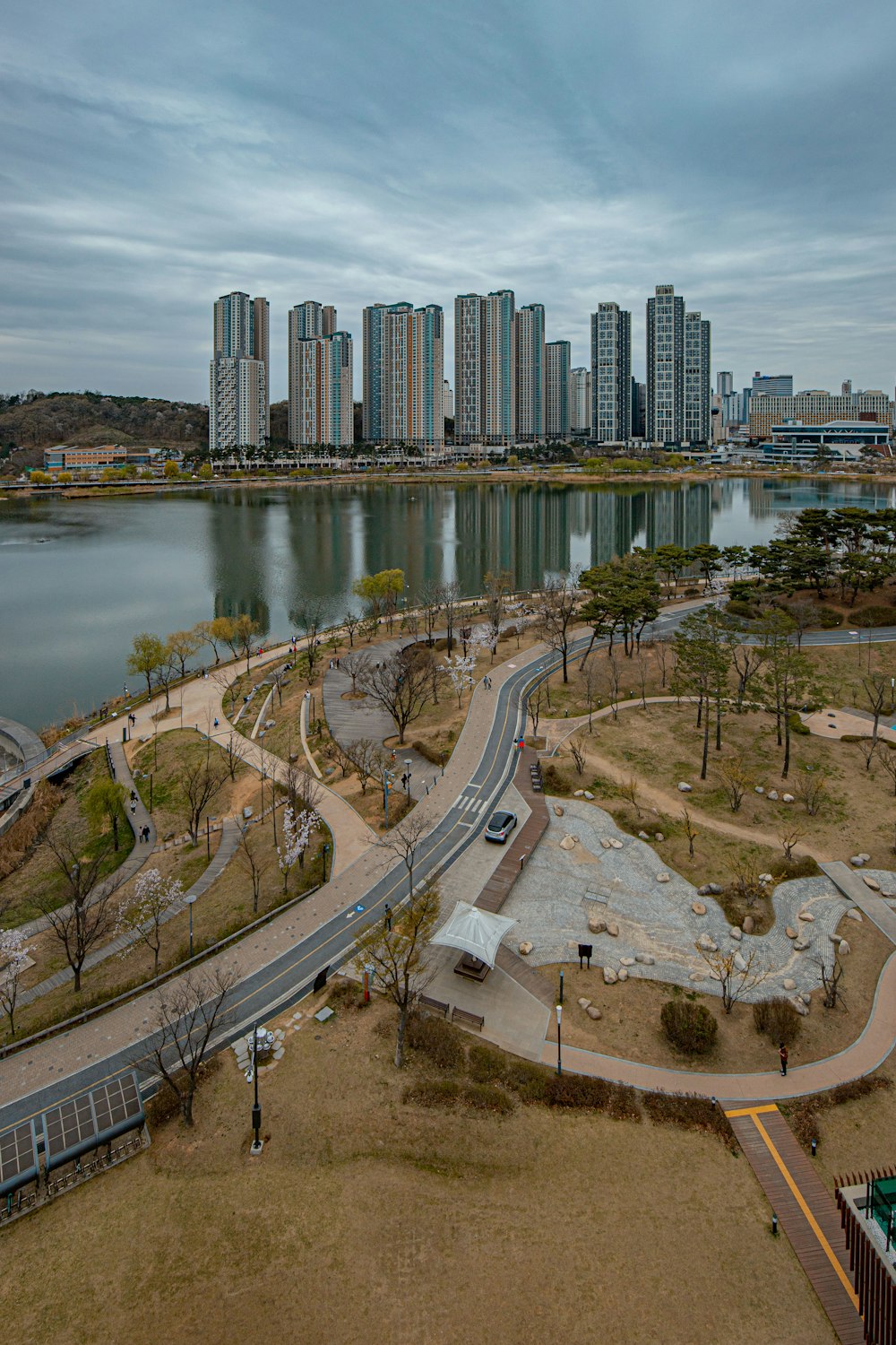 a city skyline with a river