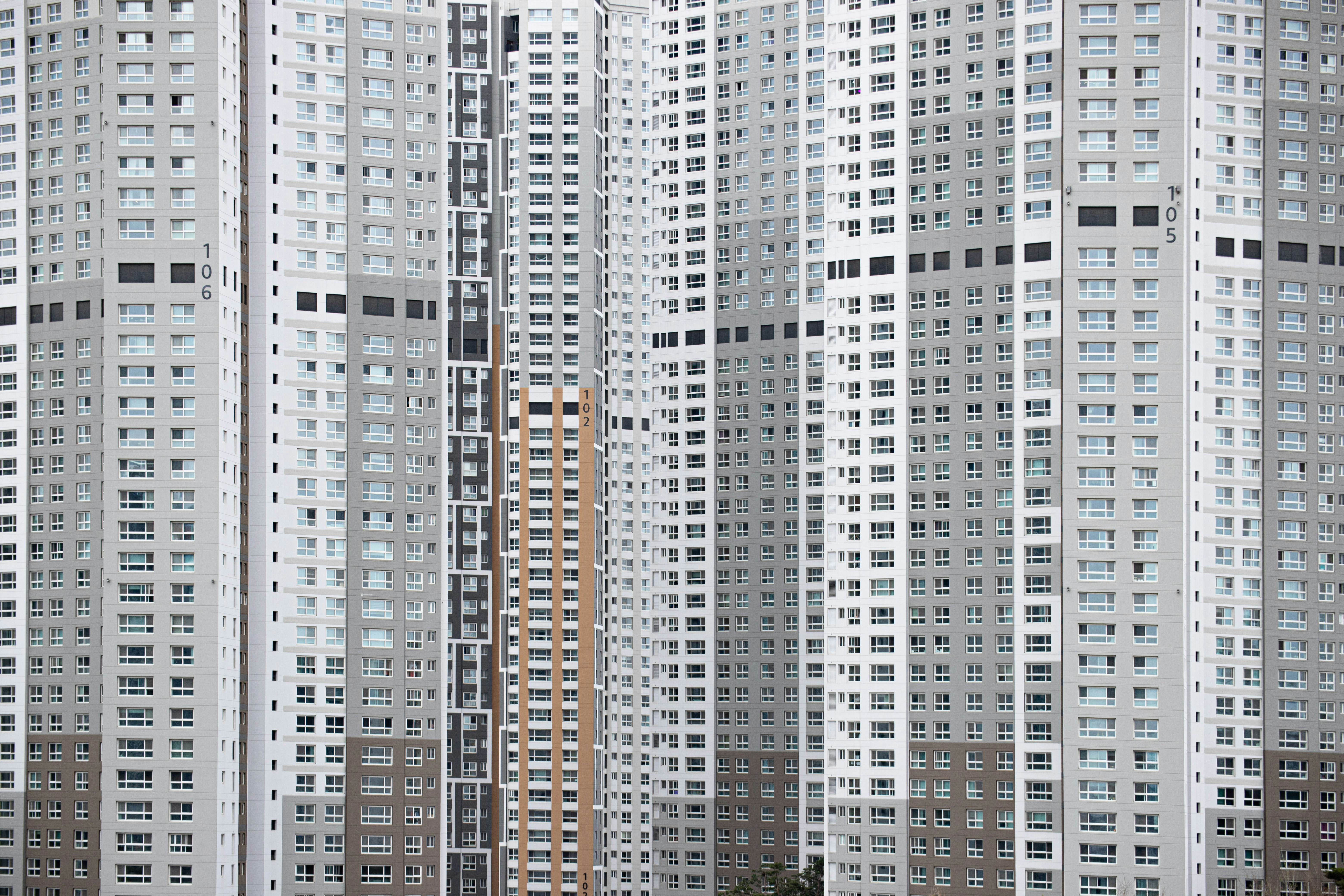 a tall building with many windows