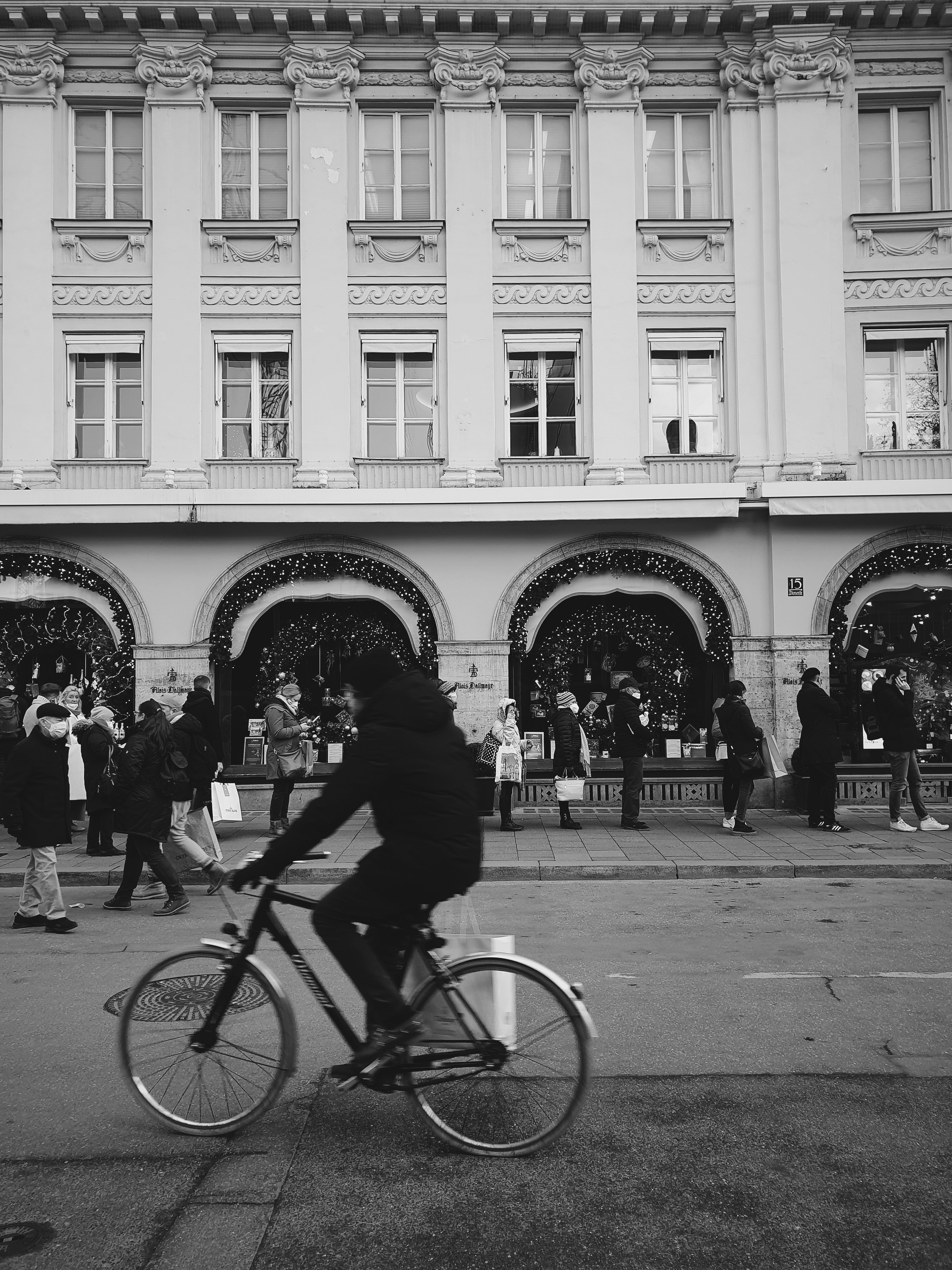 Photo by illiakholin