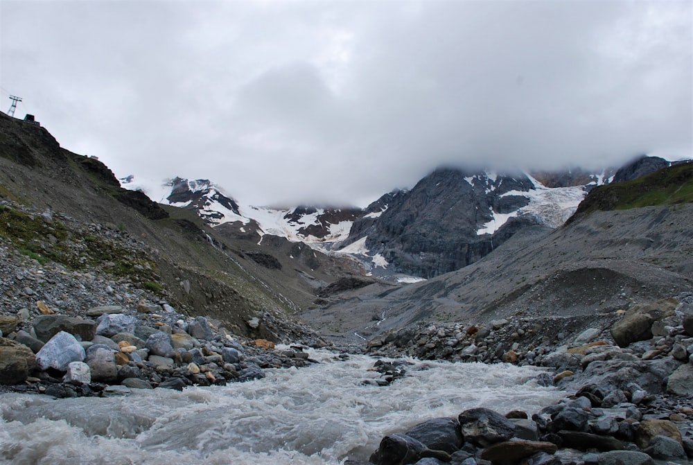 a river running through a rocky area