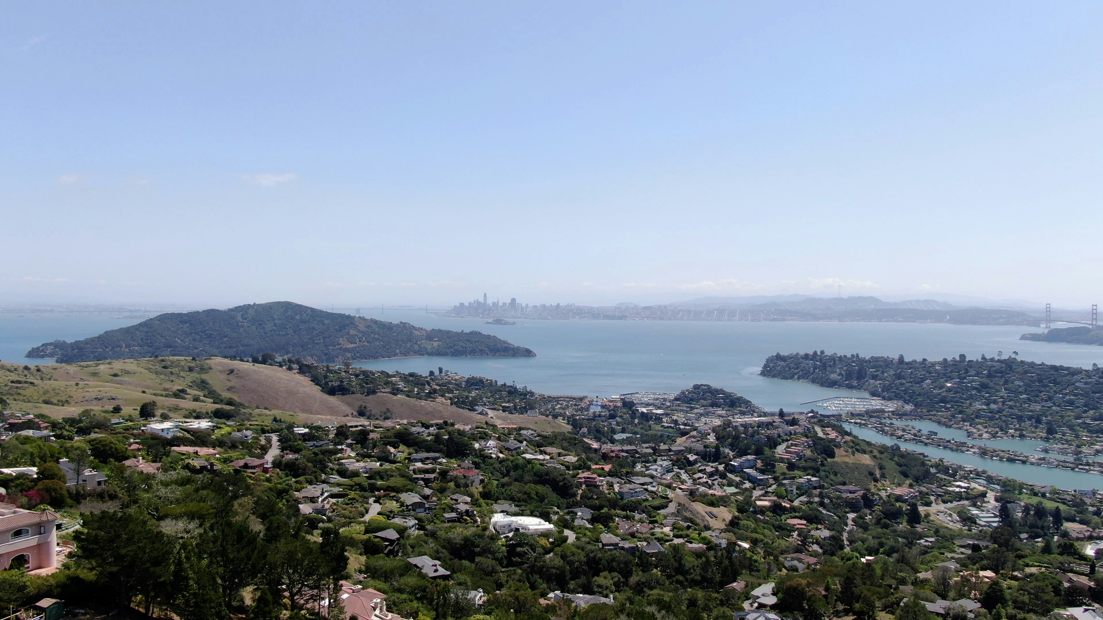 Photo by nathanbarteau