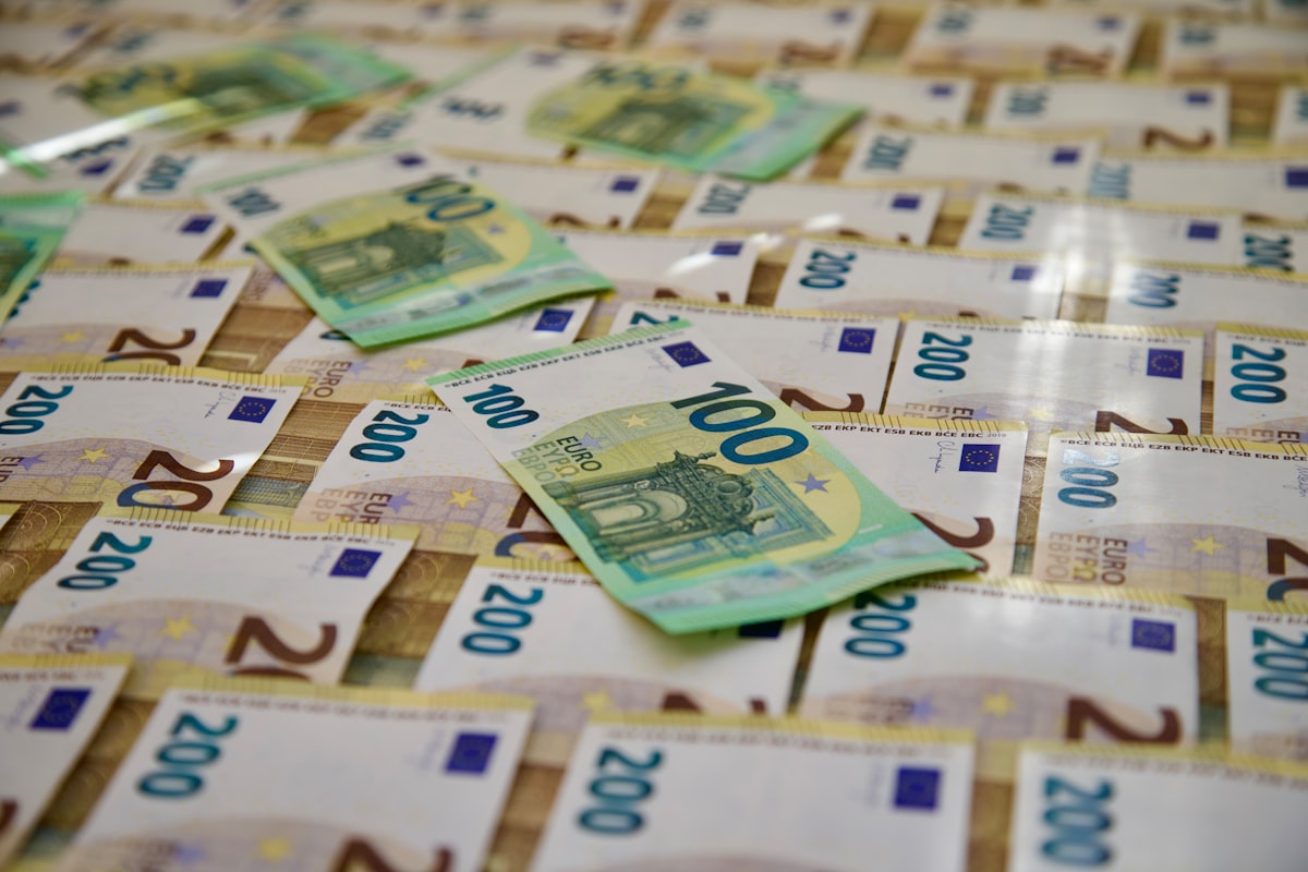 Deutschland unterstützt Ukraine mit 150 Mio. Dollar zur Aufrechterhaltung der staatlichen Sozialausgaben