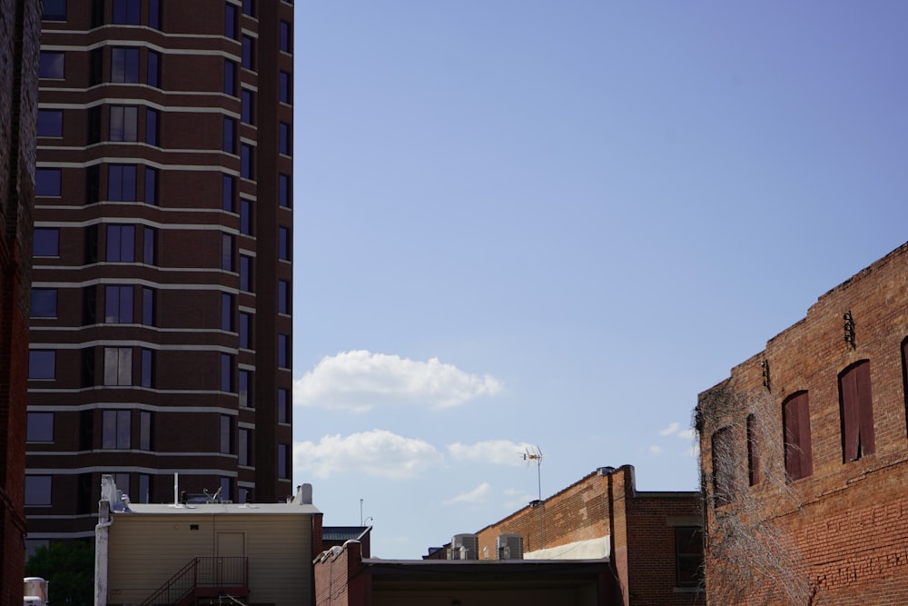 a few buildings with blue sky