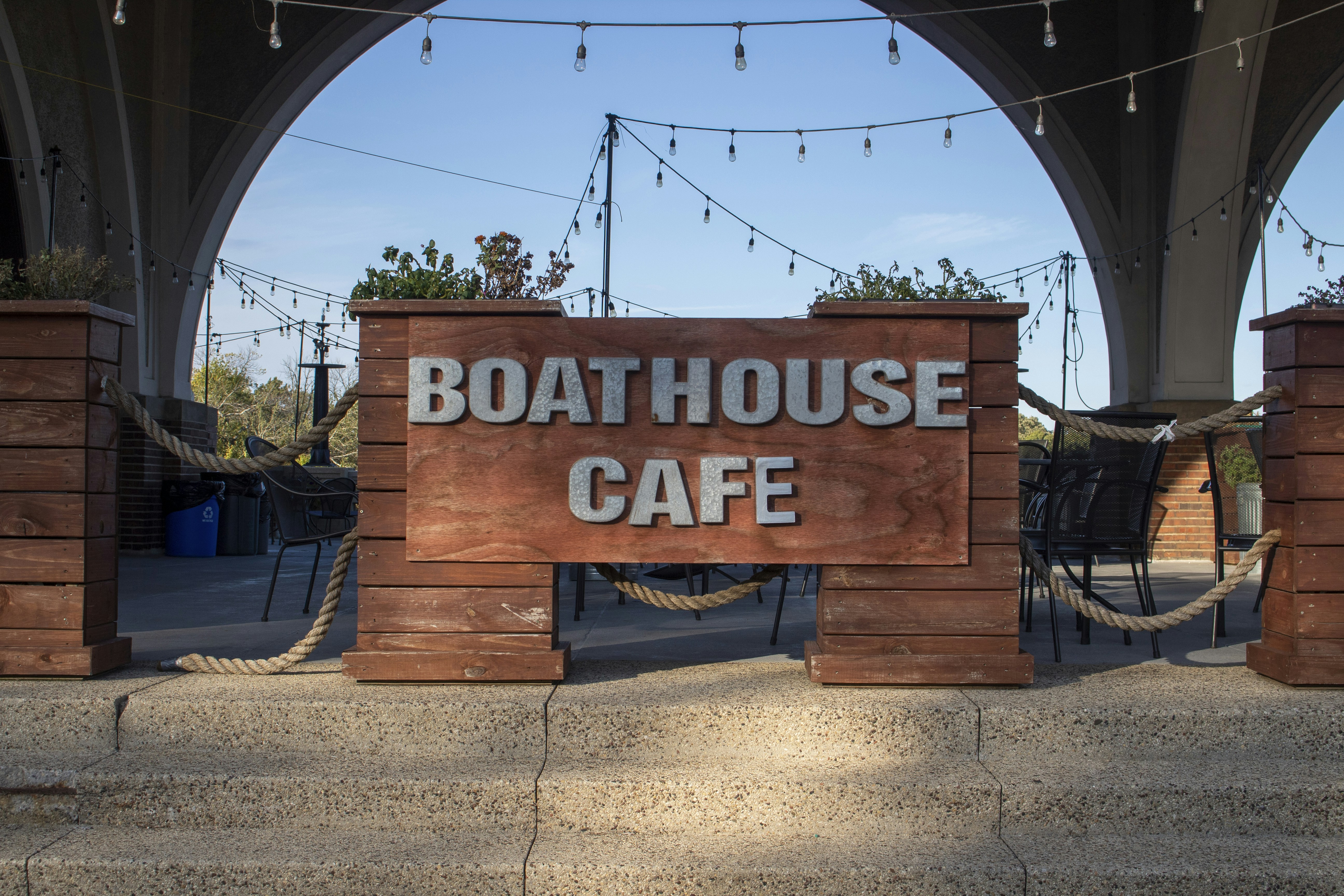 Waterfront Cafe & Bar