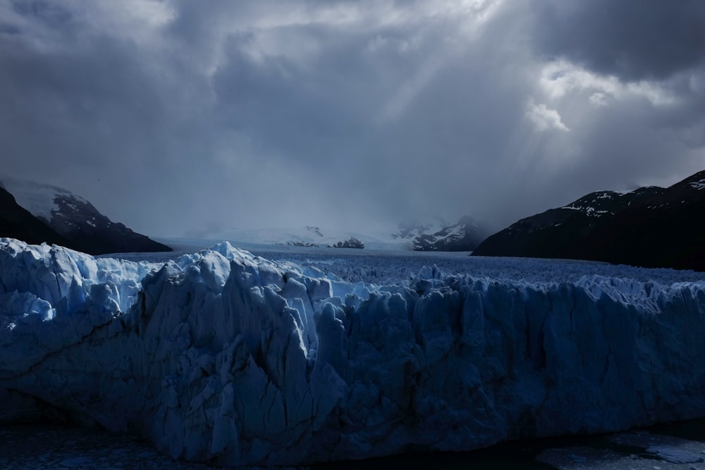 a large glacier in the mountains