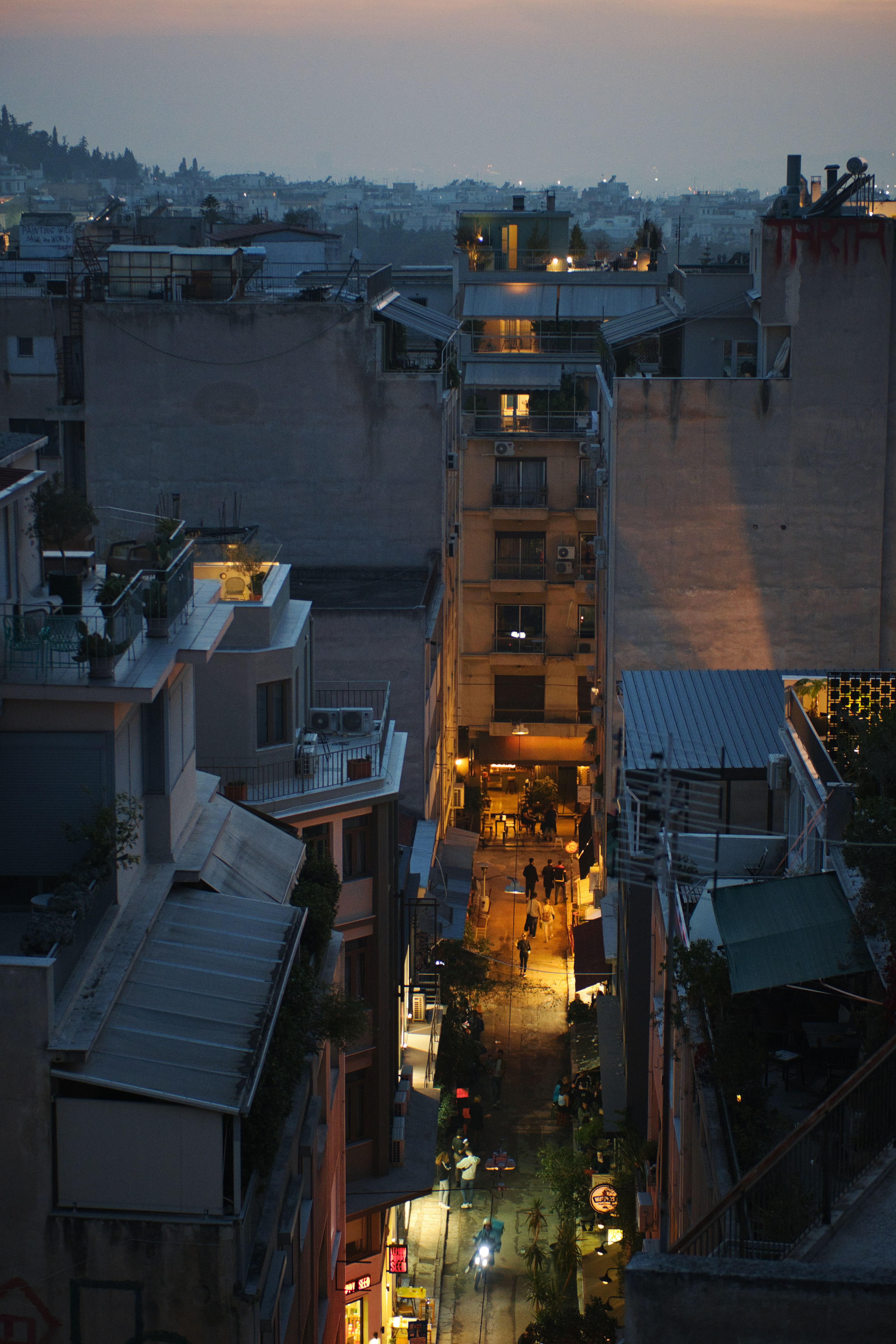 Reionization: When the Universe Lit Up