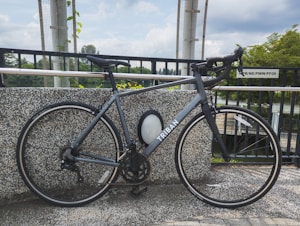 SwiftRide Road Bike