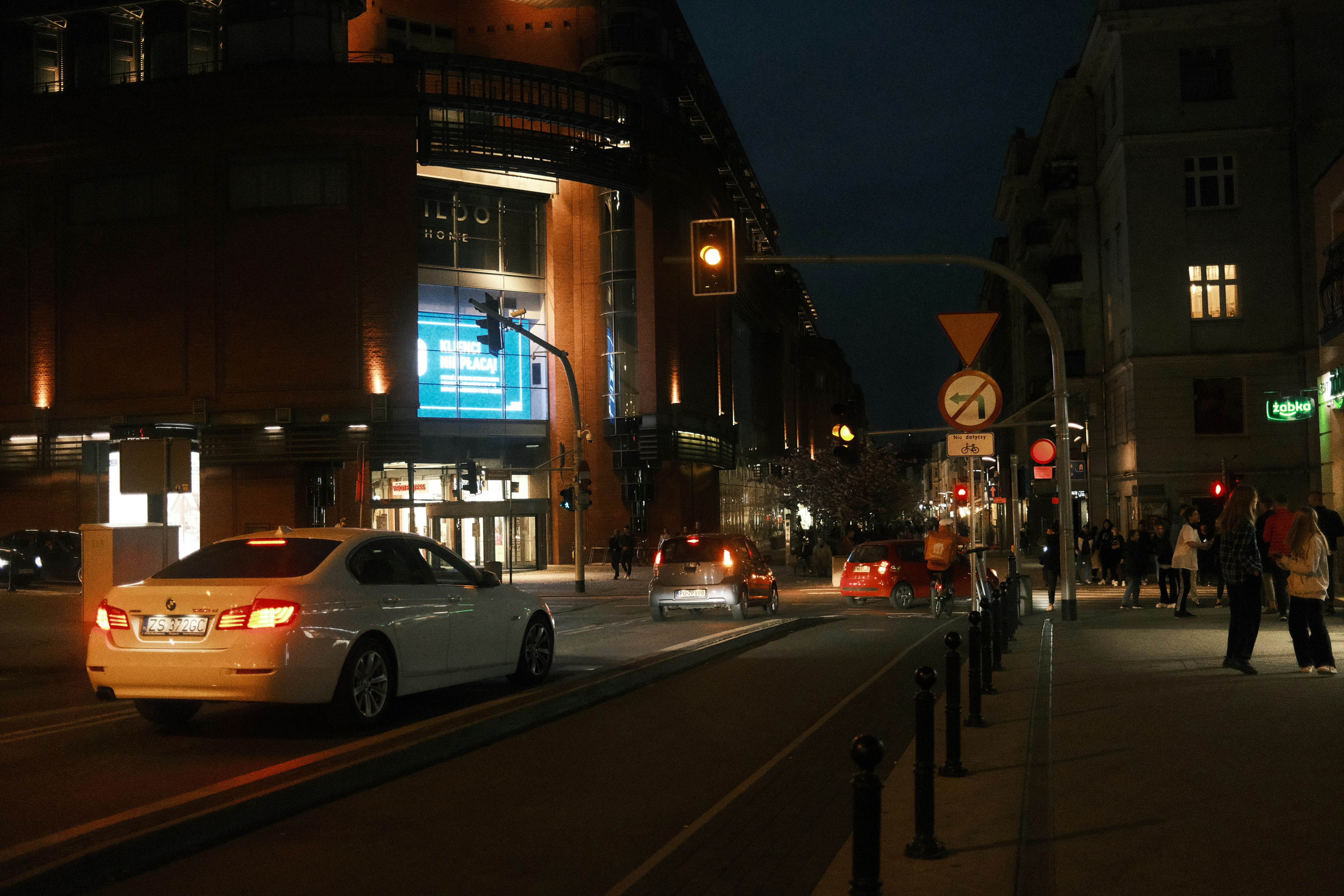 Photo by egorkomarov