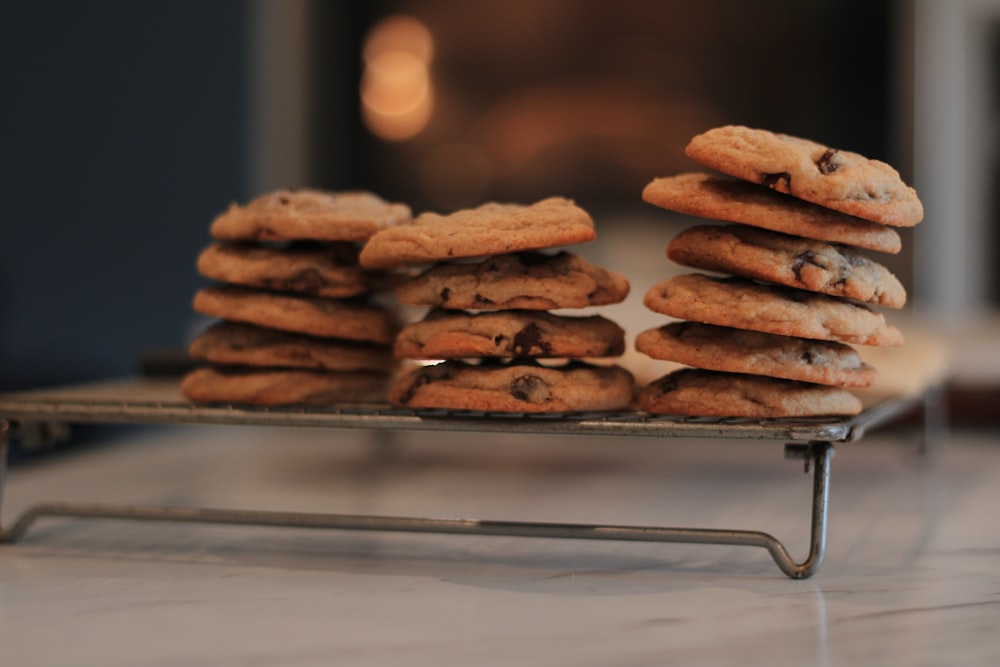 a rack of cookies