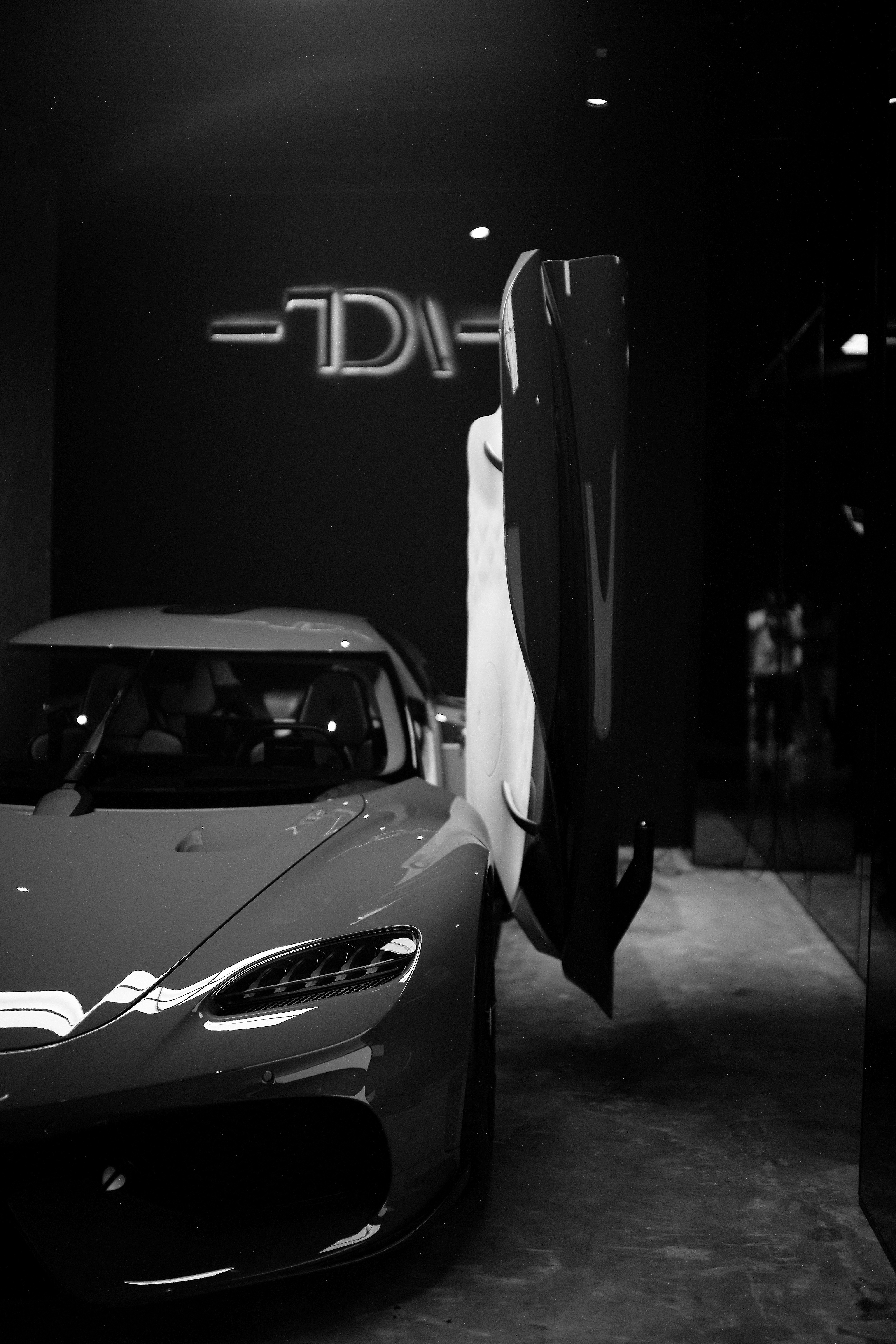 photo-1651358911036-1a6f784e5b30?ixid=M3wxMjA3fDB8MXxzZWFyY2h8MTl8fHVuYXV0aG9yaXplZCUyMGVsb24lMjBtdXNrJTIwYmlvZ3JhcGh5JTIwMjAyNXxlbnwwfHx8fDE3NTY0NDY1Nzd8MA\u0026ixlib=rb-4.1.0