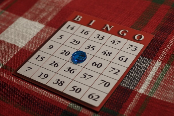 Colorful bingo game screen filled with numbers and animated effects.