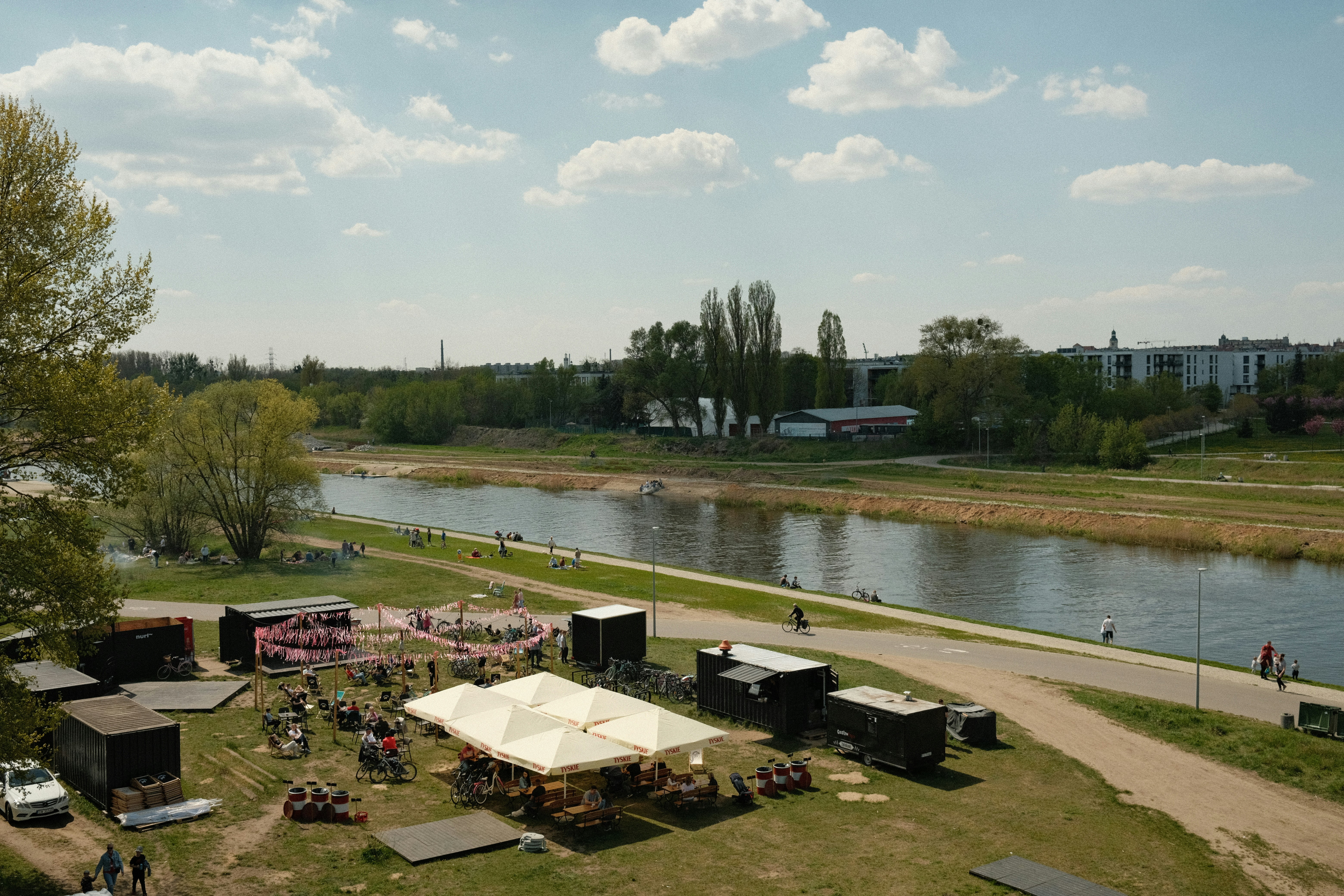 Camera: Fujifilm X100V. Film simulation recipe: Kodak Portra 400 Location: Poznan, Poland. No photo editing.