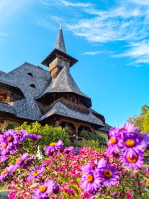 a building with a steeple