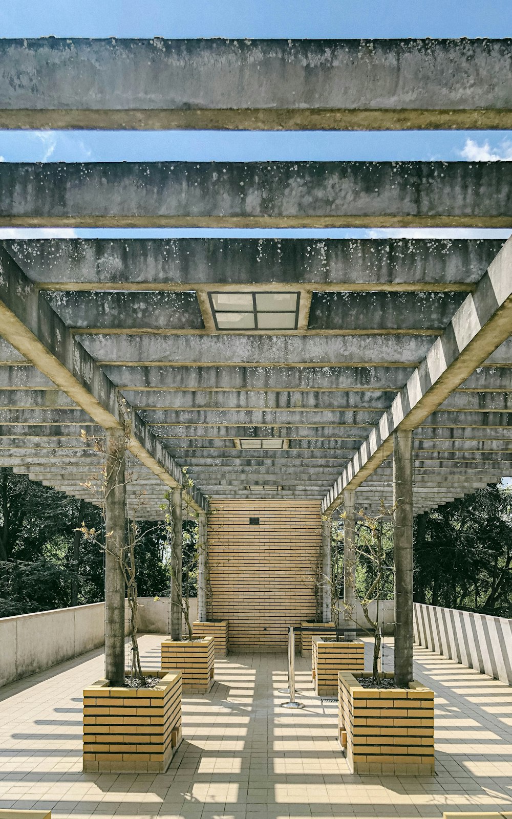 a building with a large archway