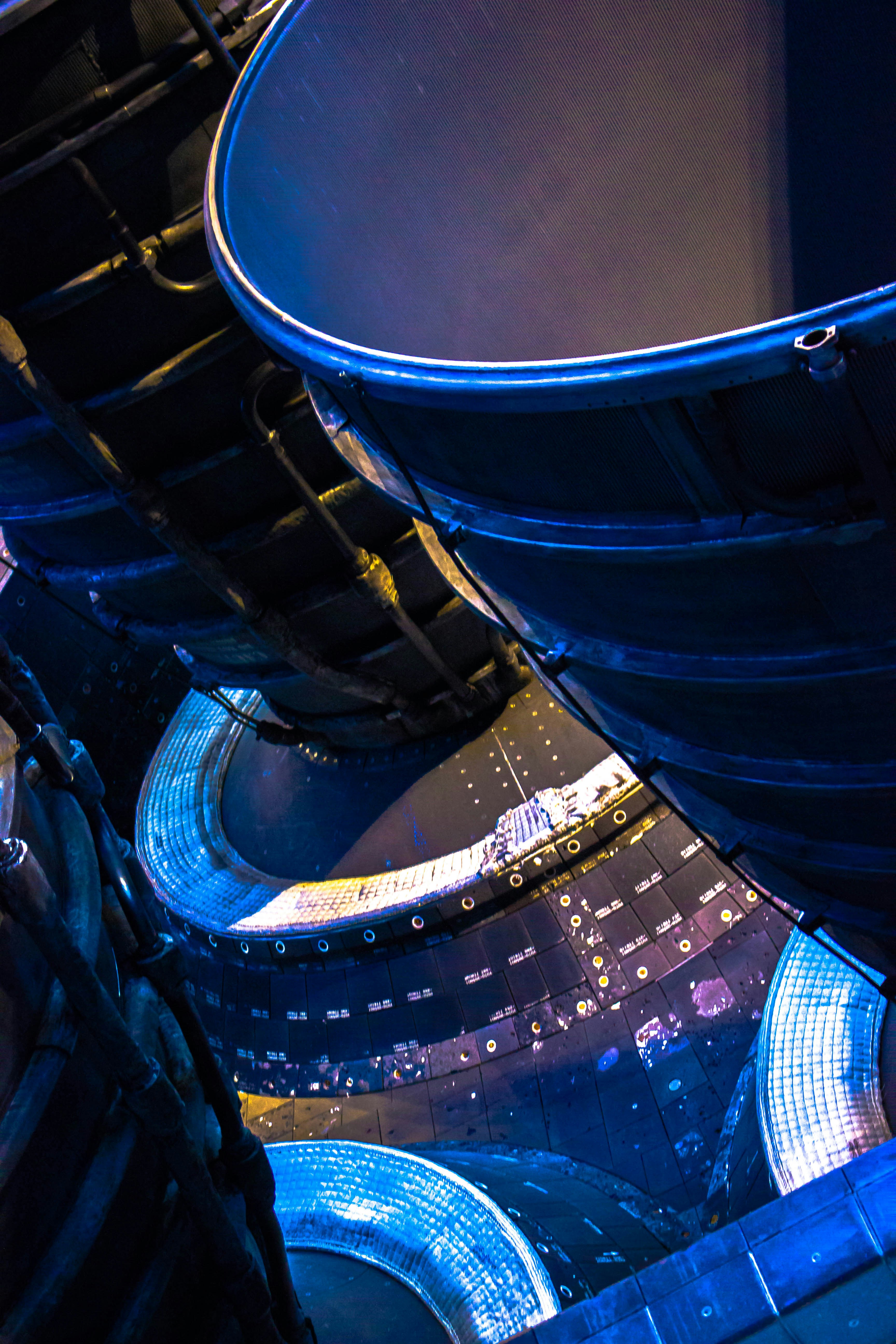 Peralatan Industri Modern