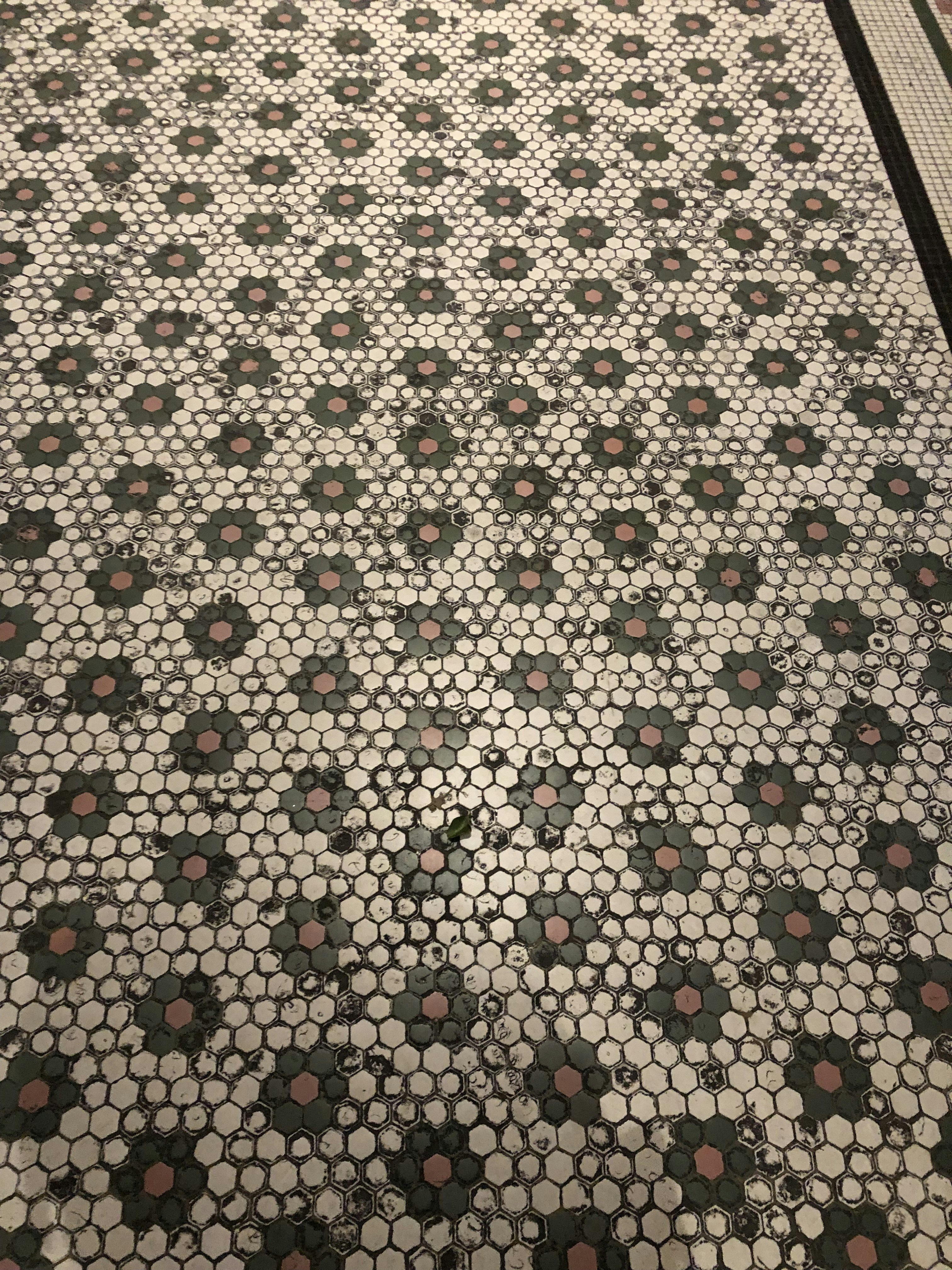 Bathroom floor with slip-resistant tiles