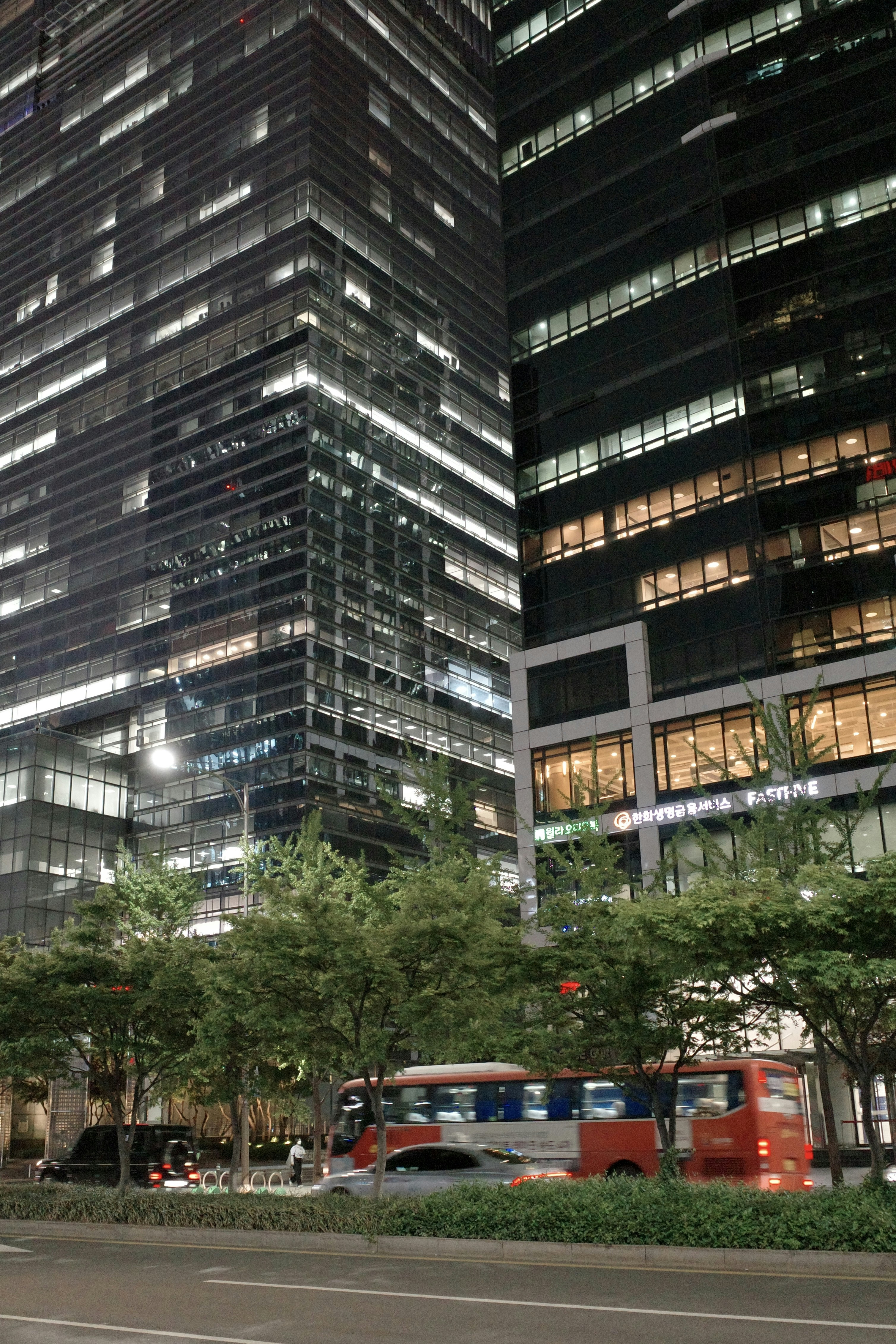 Photo by undermyarchive