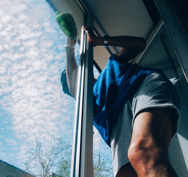 window cleaning service