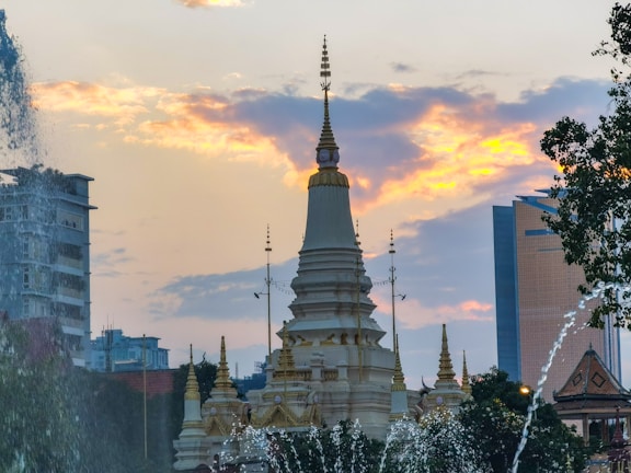 Front view of Maha Lakshmi Mandir in Gurgaon Sector 5 during sunset