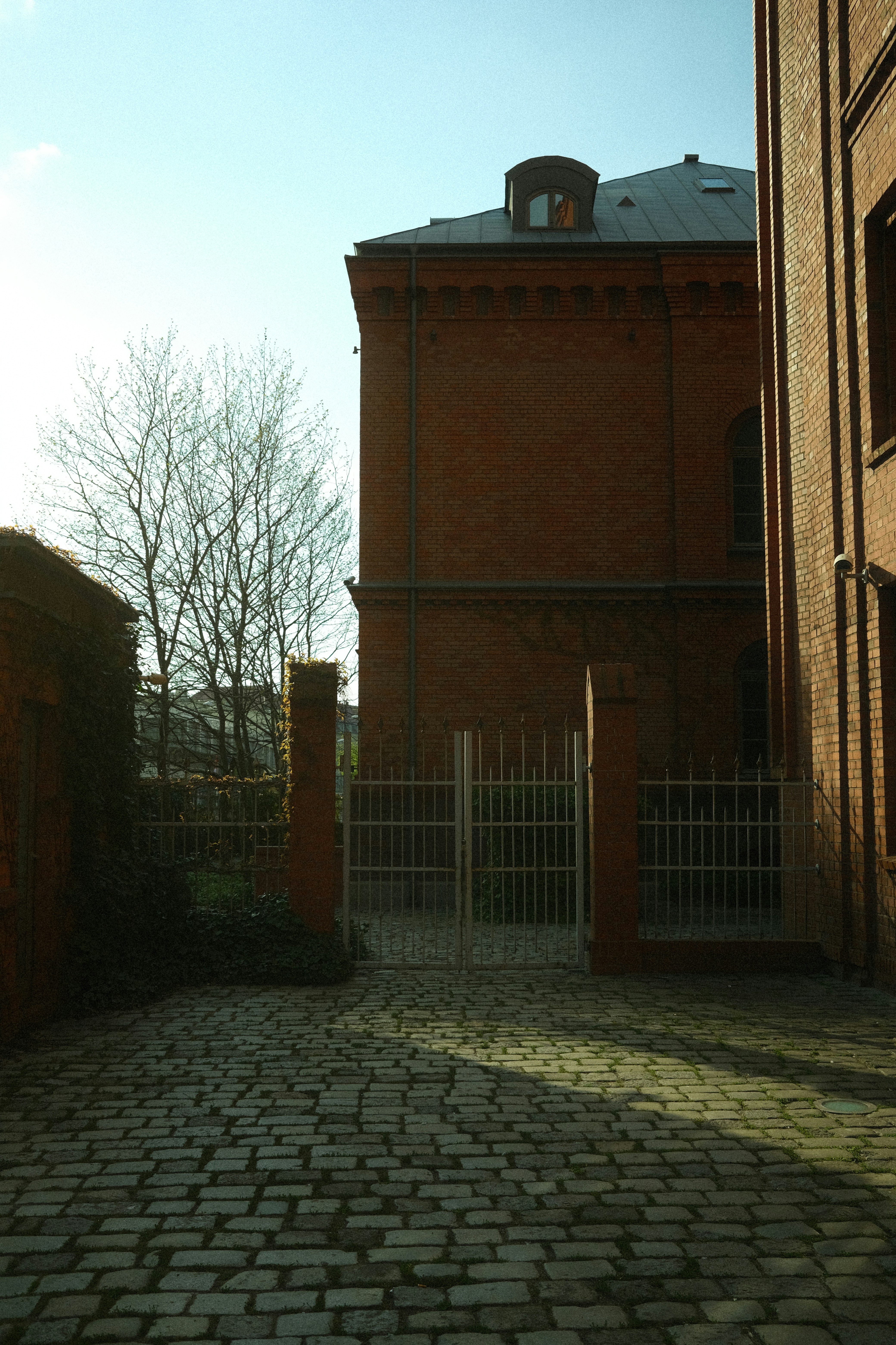 Photo by egorkomarov