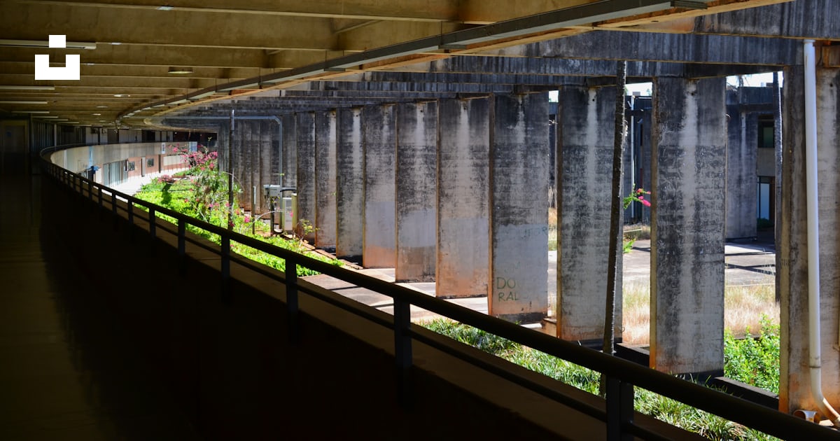 A bridge with a railing photo – Free Federal district Image on Unsplash