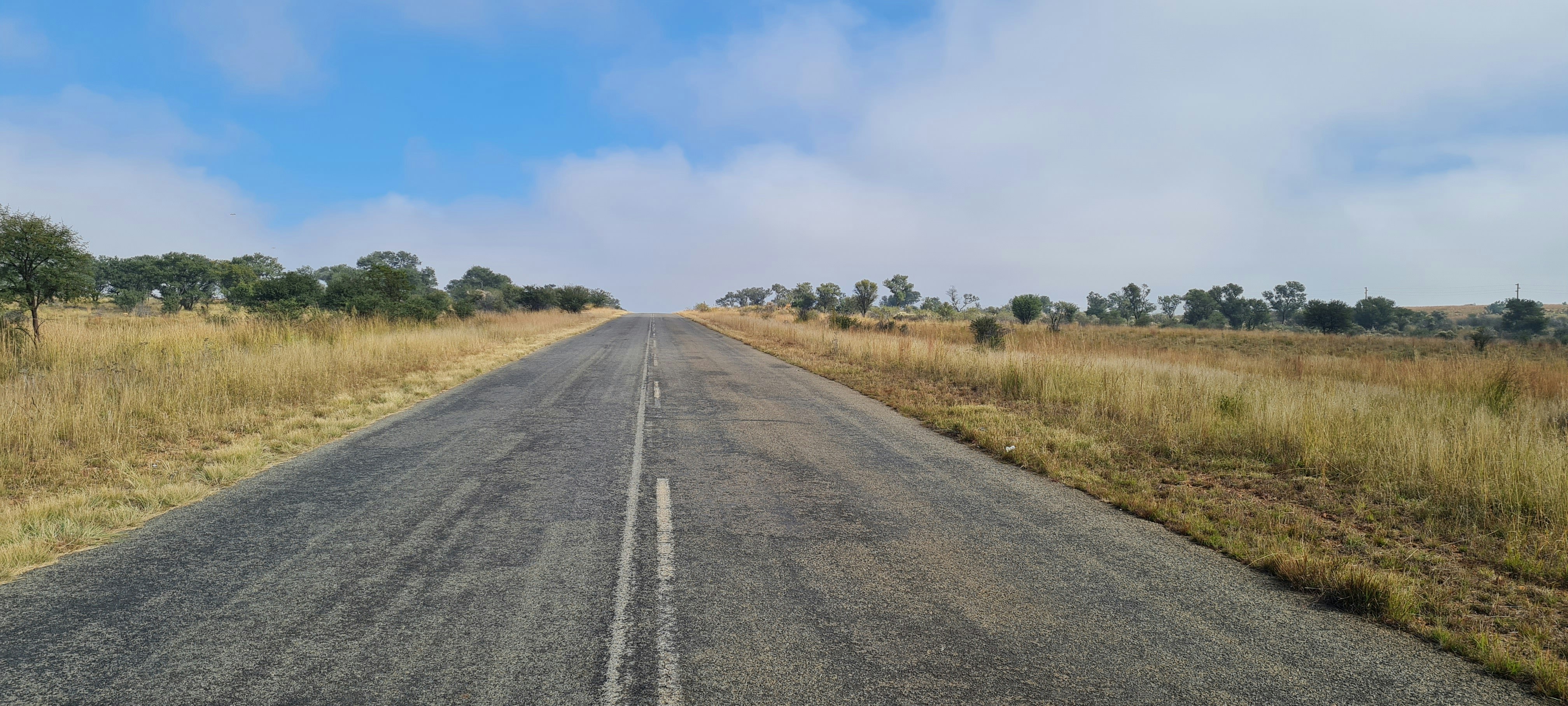 Photo by sundaymayker