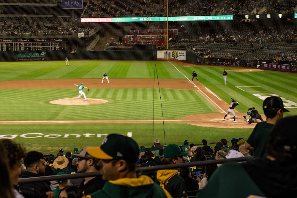 ein Baseballspiel in einem Stadion