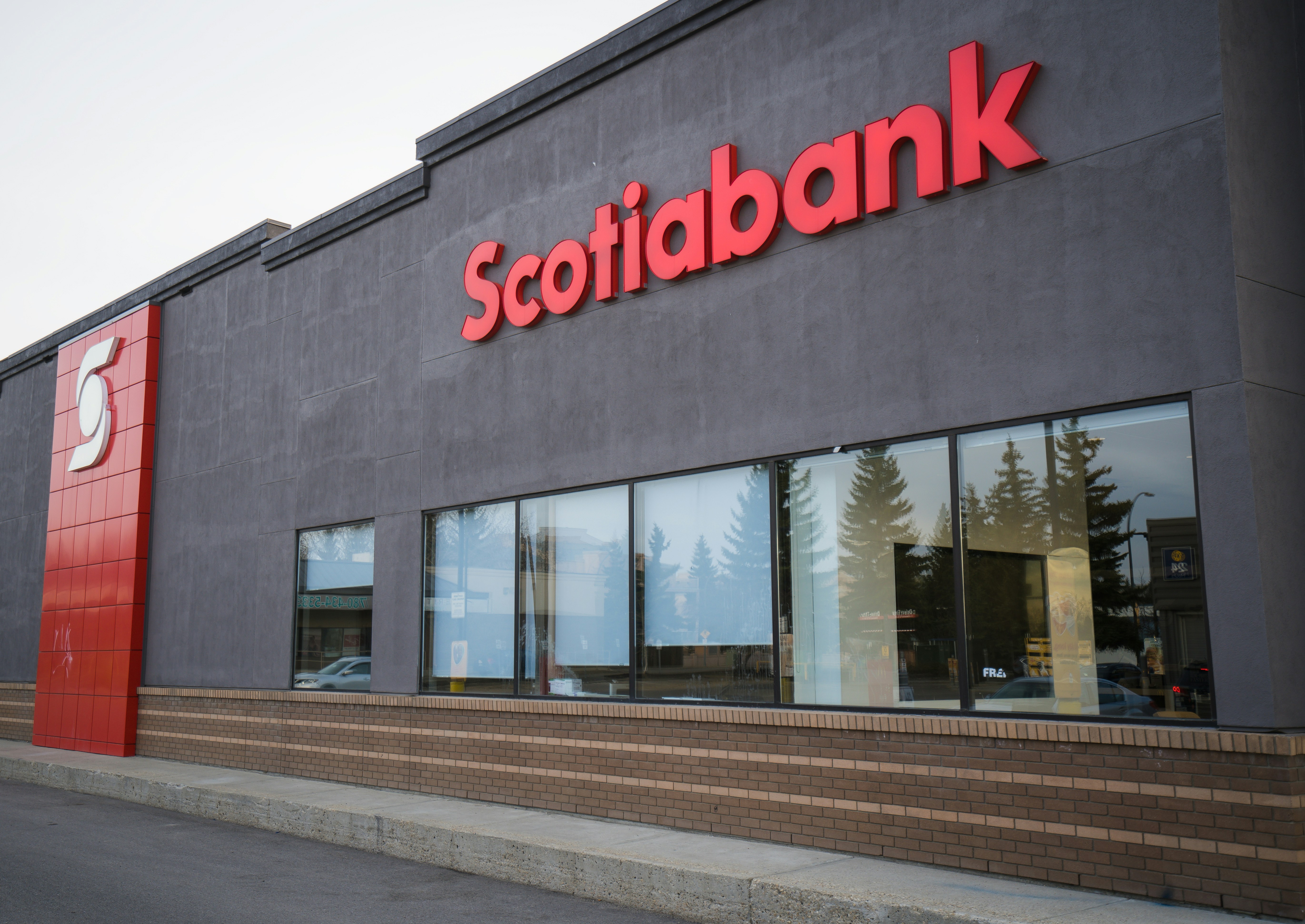 Scotiabank Downgrades OR Royalties to Sector Perform, Raises Price Target to $41