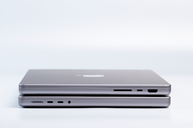 Explore Luxury Computing: Top High-End Computers for Tech Enthusiasts