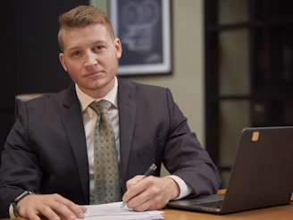 a man in a suit and tie