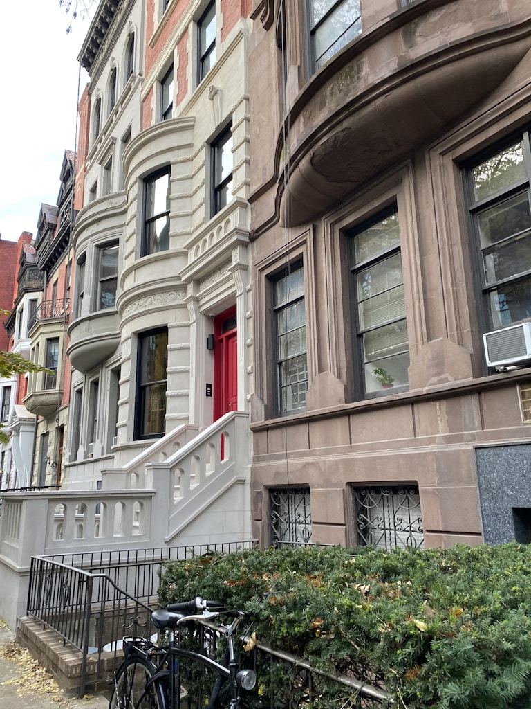 Central Family Townhouse