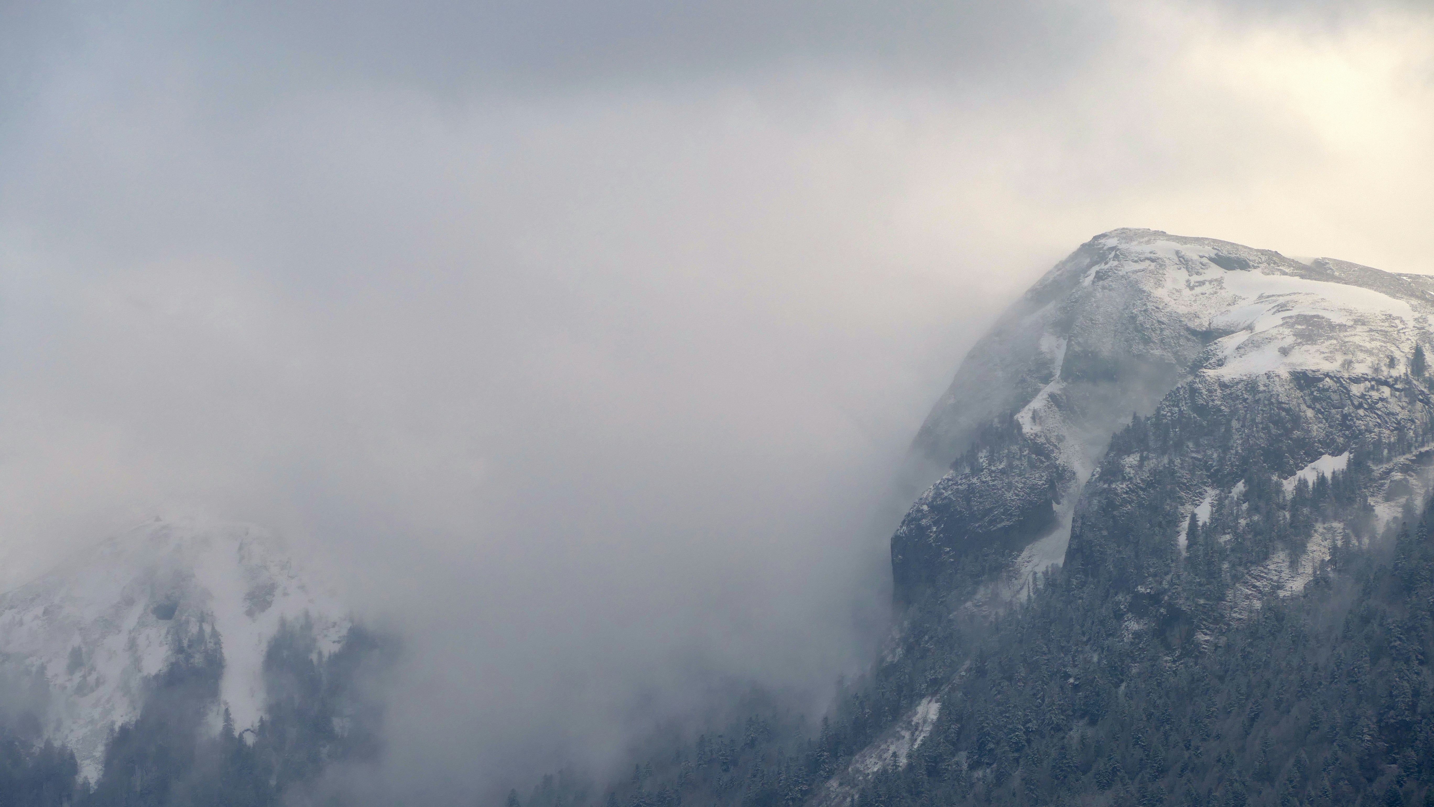 Photo by mathieudaix