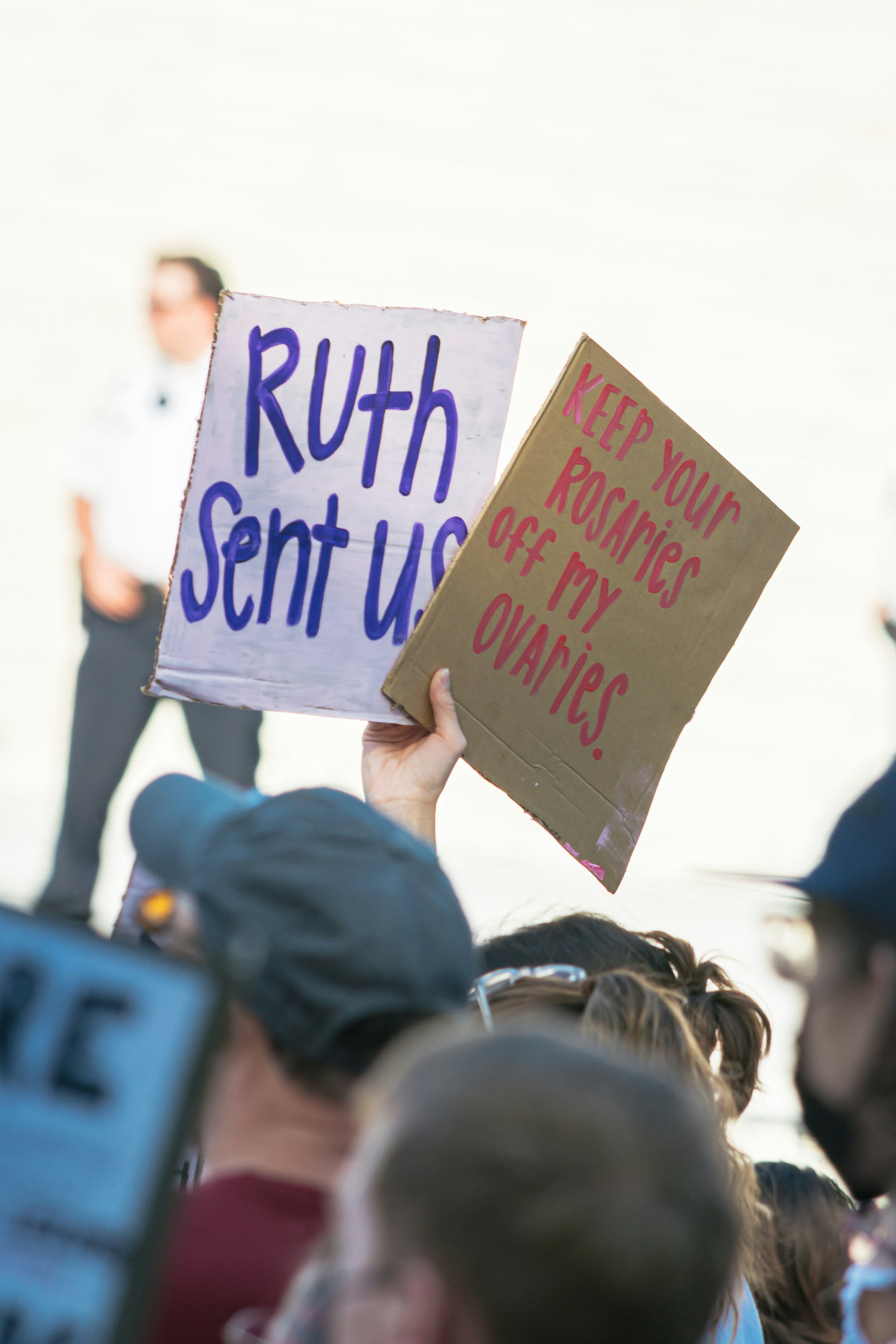 A group of people holding signs photo – Free Dc Image on Unsplash