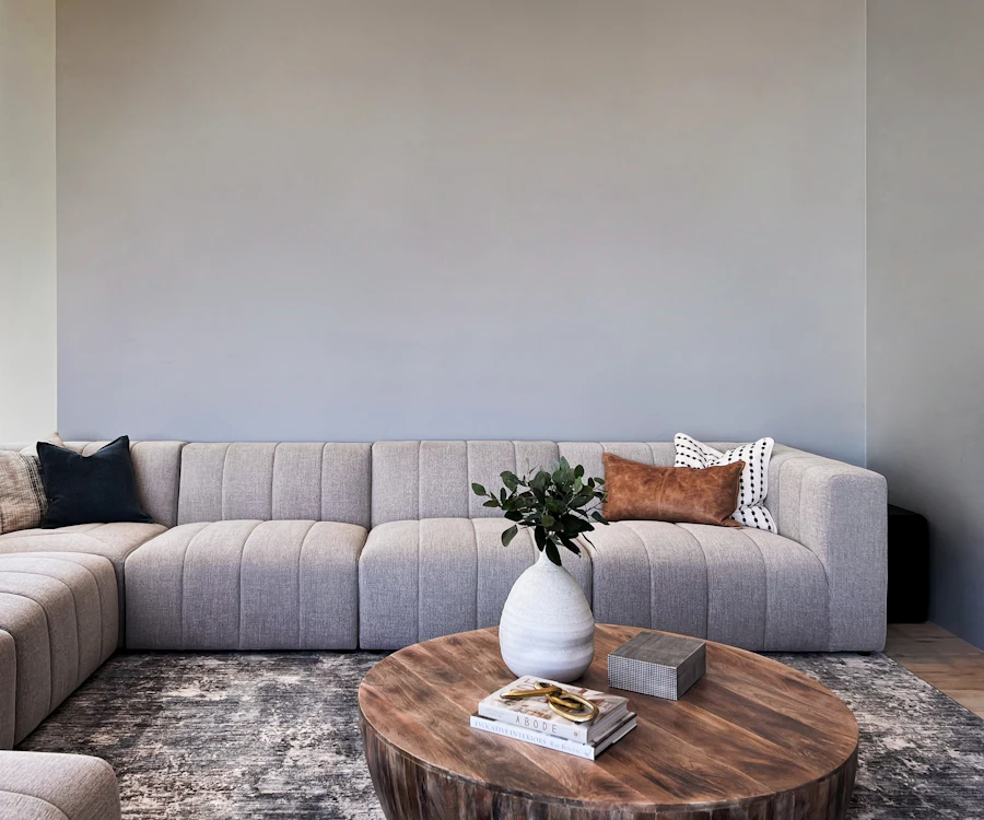 Modular sectional sofa