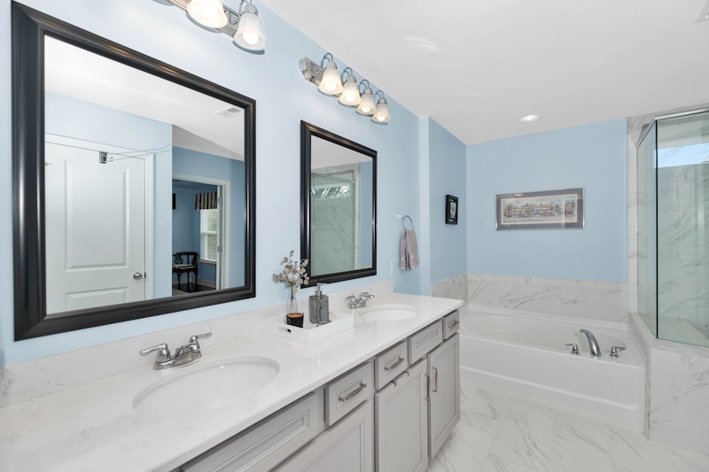 Custom bathroom vanity