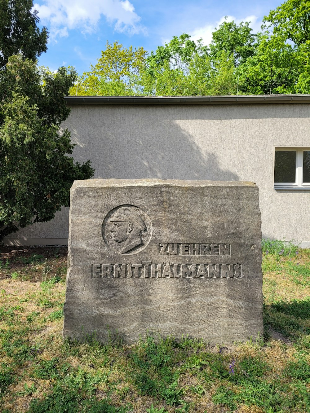a stone monument with a plaque