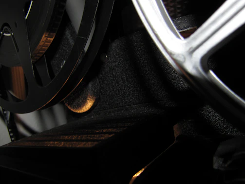 Close-up of hongrui projector light’s unique design details showcasing fine craftsmanship.