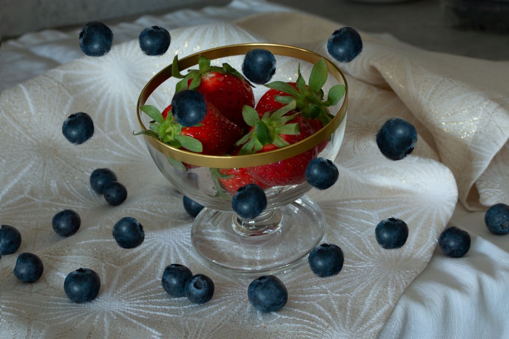 a bowl of blueberries