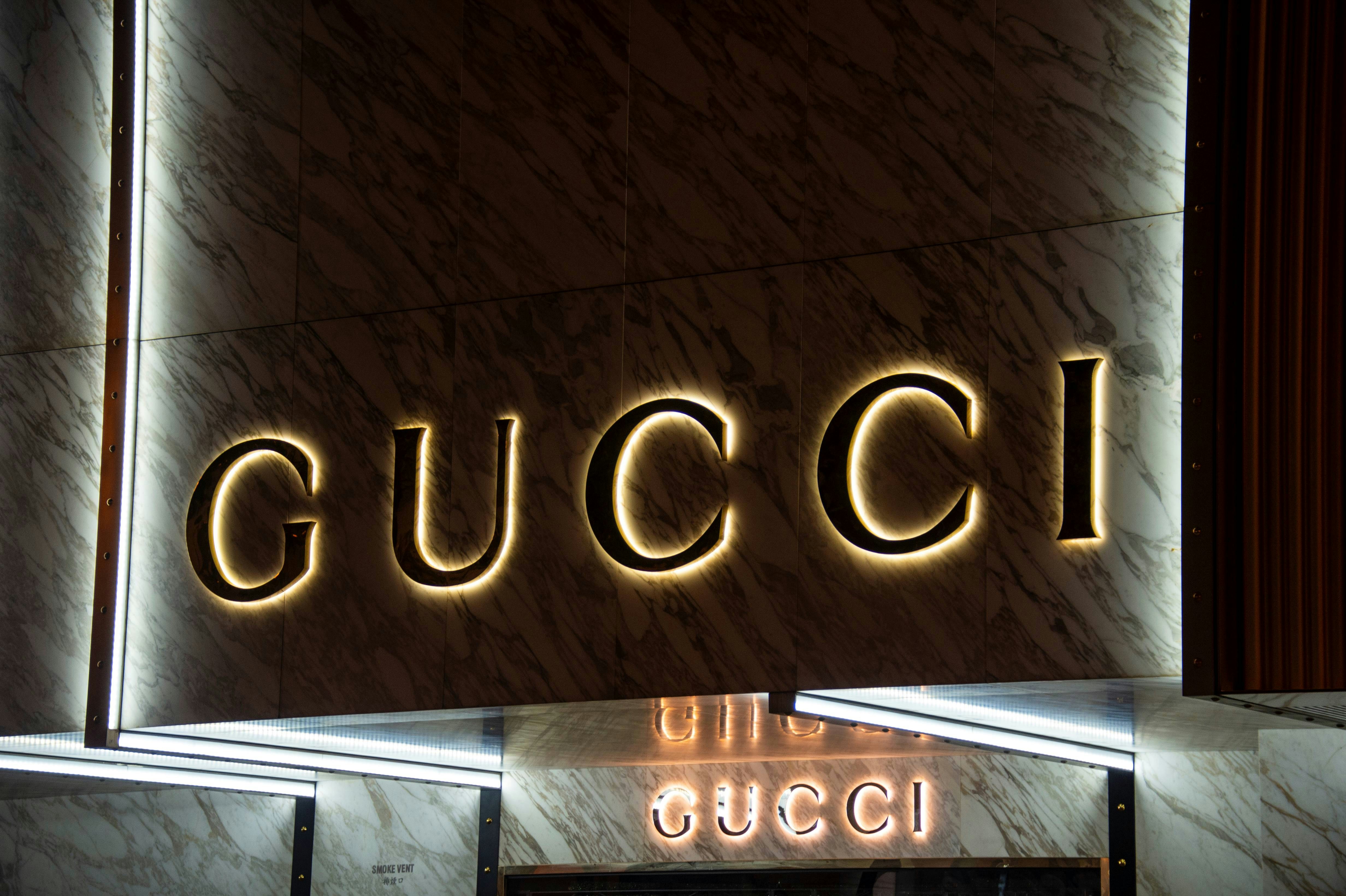 A Gucci logo in Hong Kong - For more, visit blob.hk
