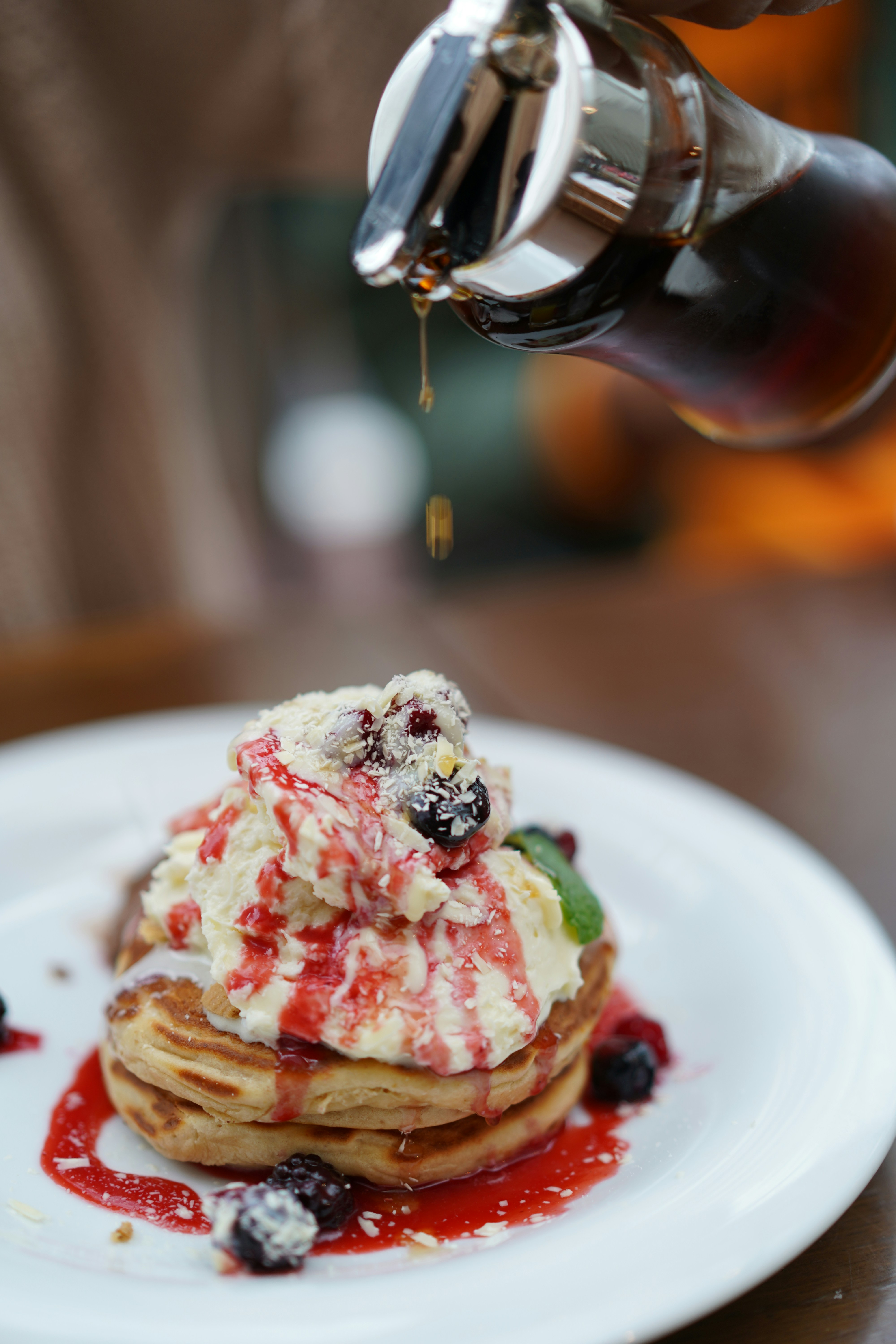 Hotcake Pop‑Ups 2026: Advanced Menu Engineering, Mobile Ops, and Revenue‑First Tech