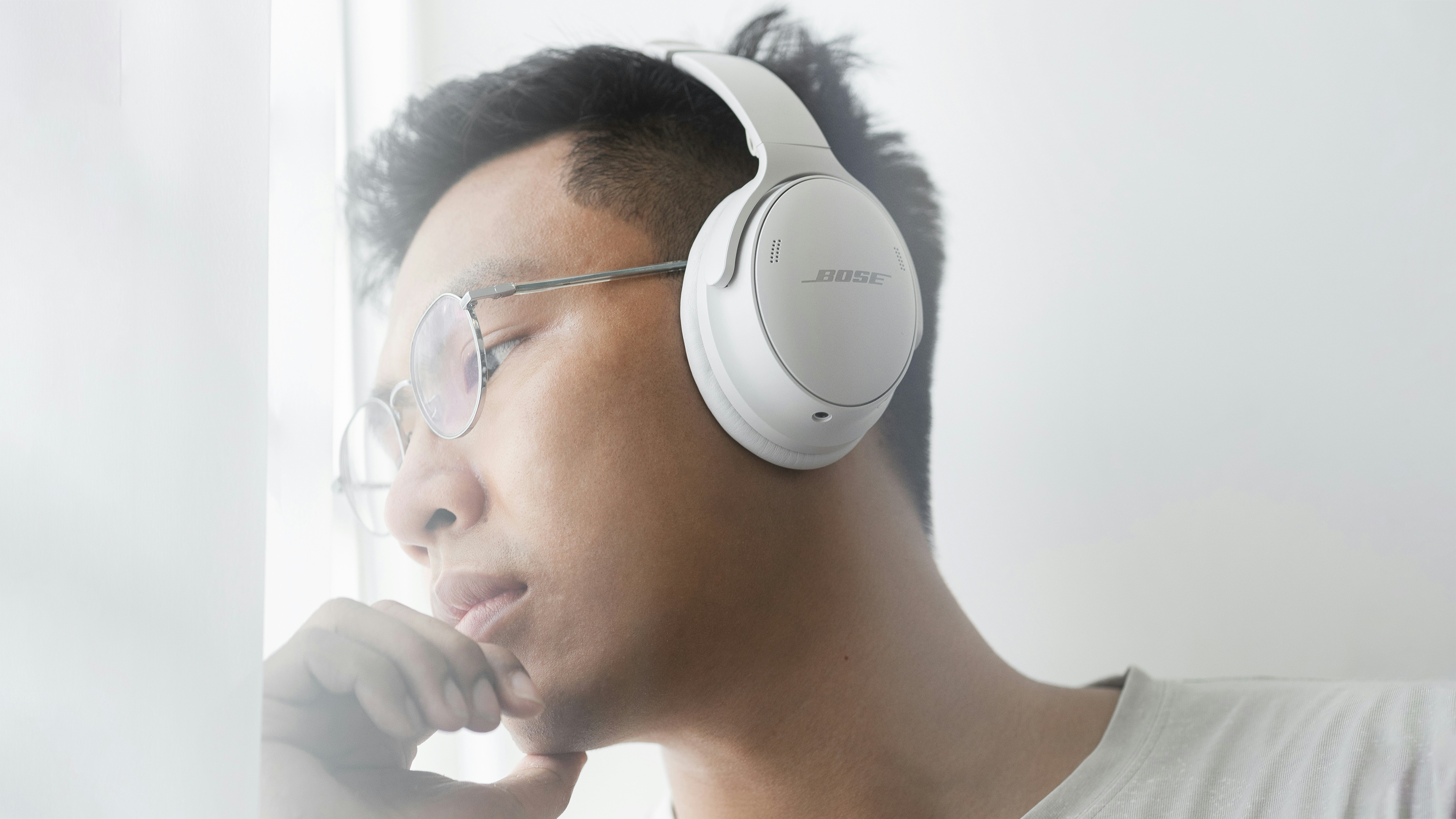 Man wearing headphone