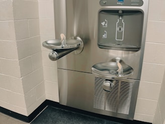 a stainless steel sink