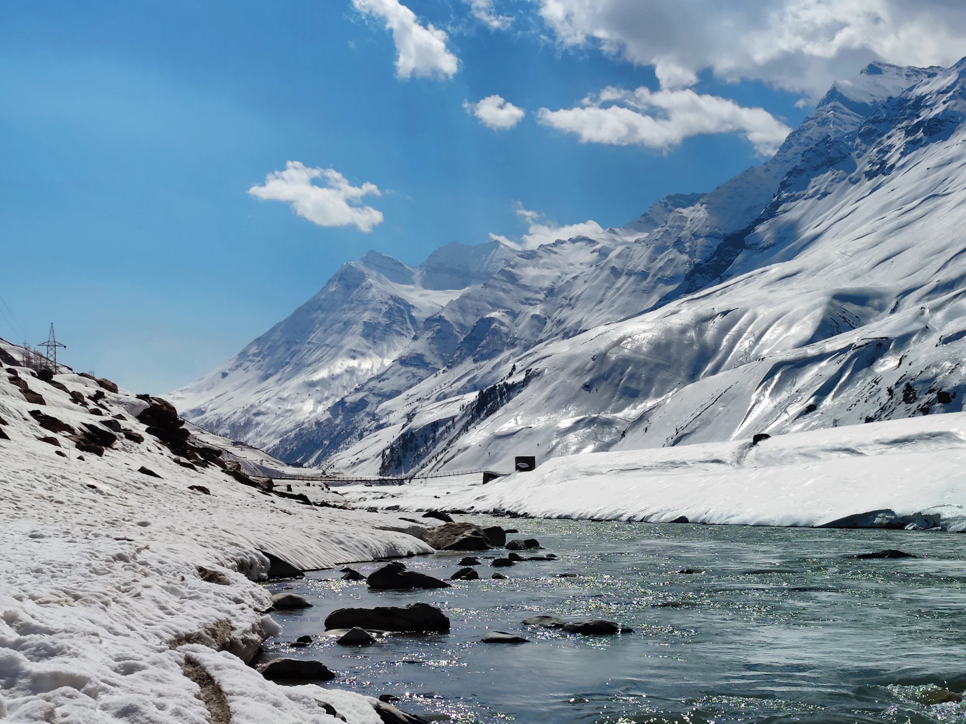 Chandigarh Airport to Shimla by taxi