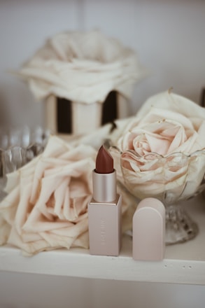 a white flower in a vase