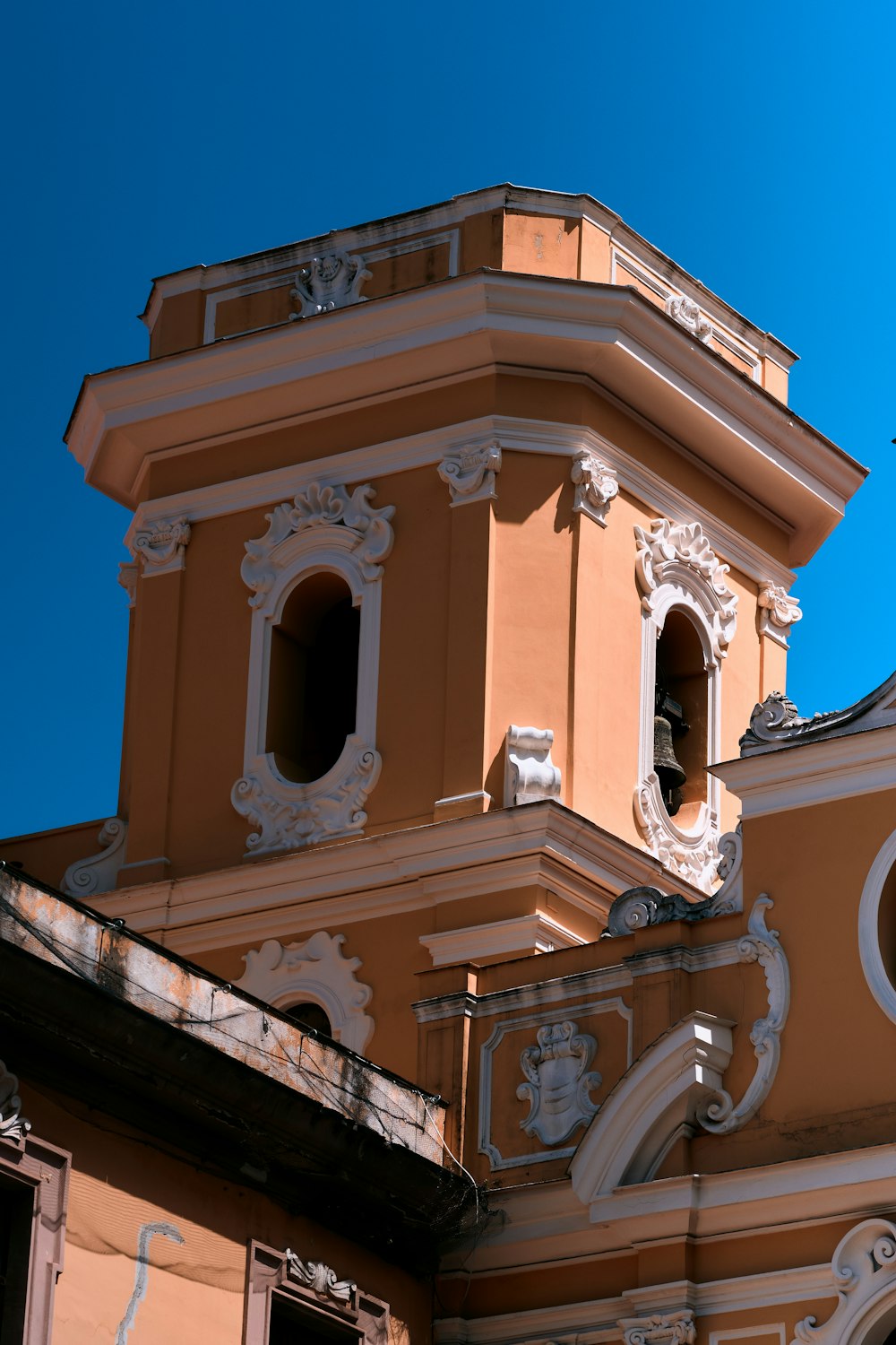 a building with a large arched window