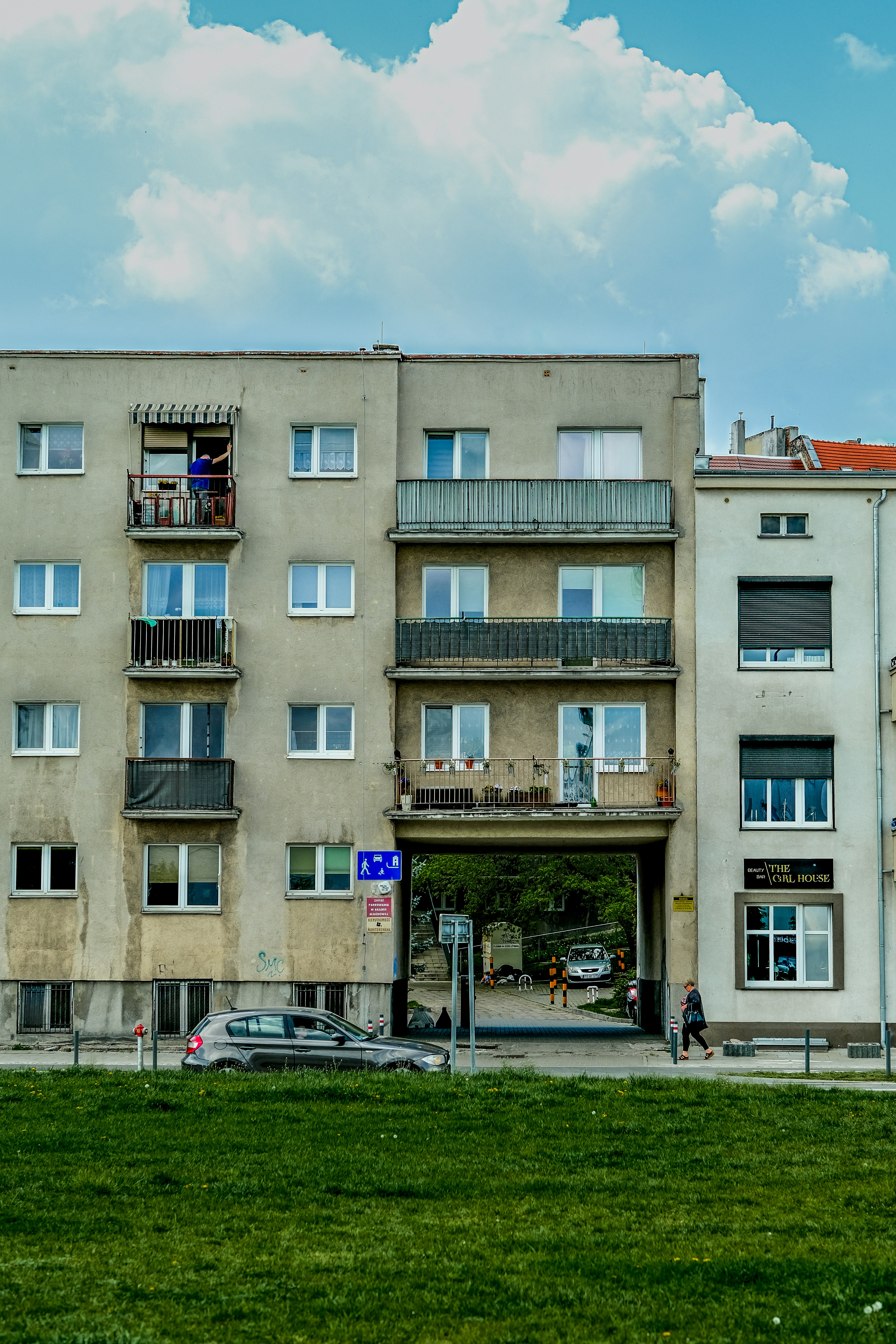 Photo by egorkomarov