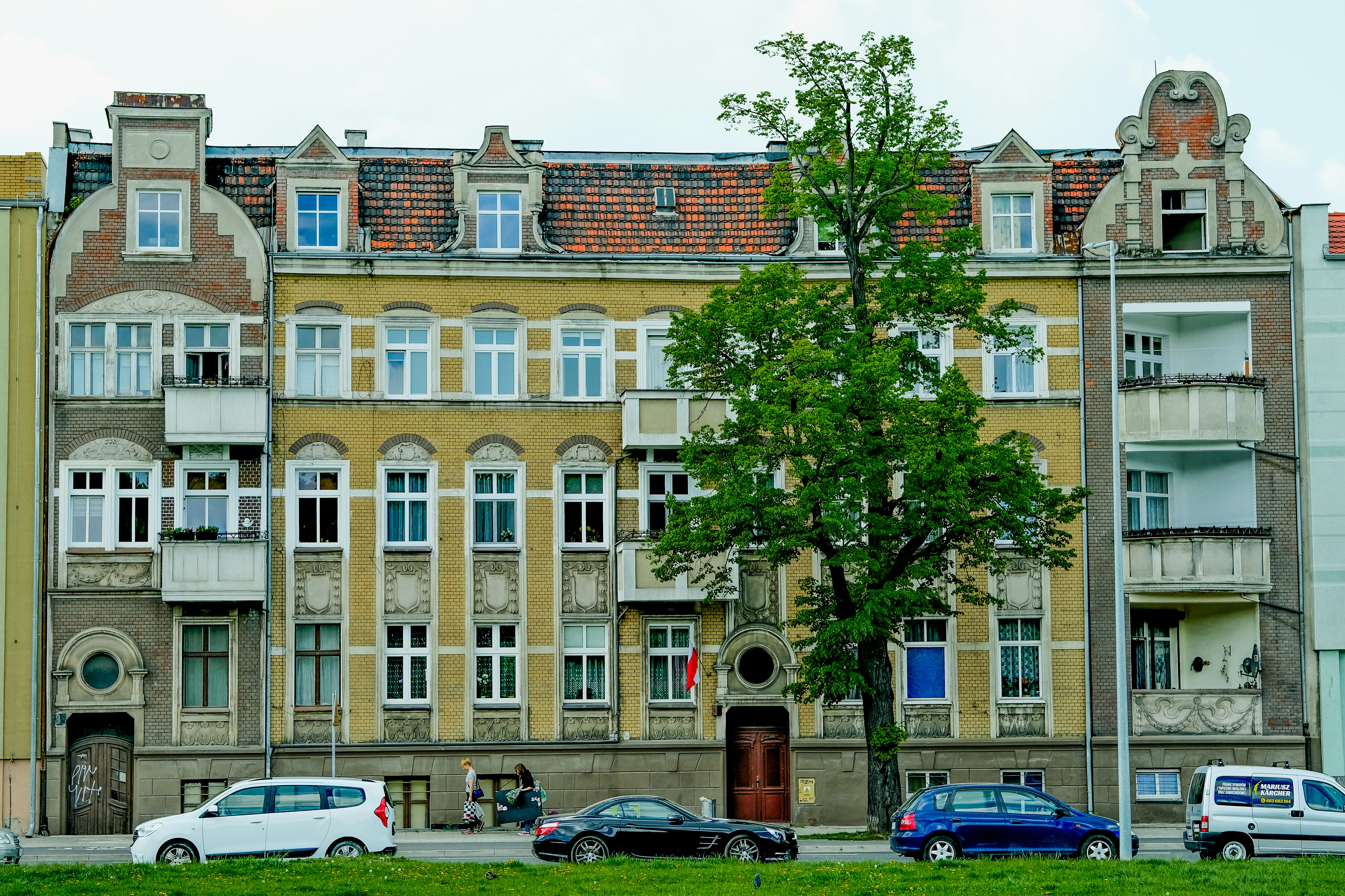 Photo by egorkomarov