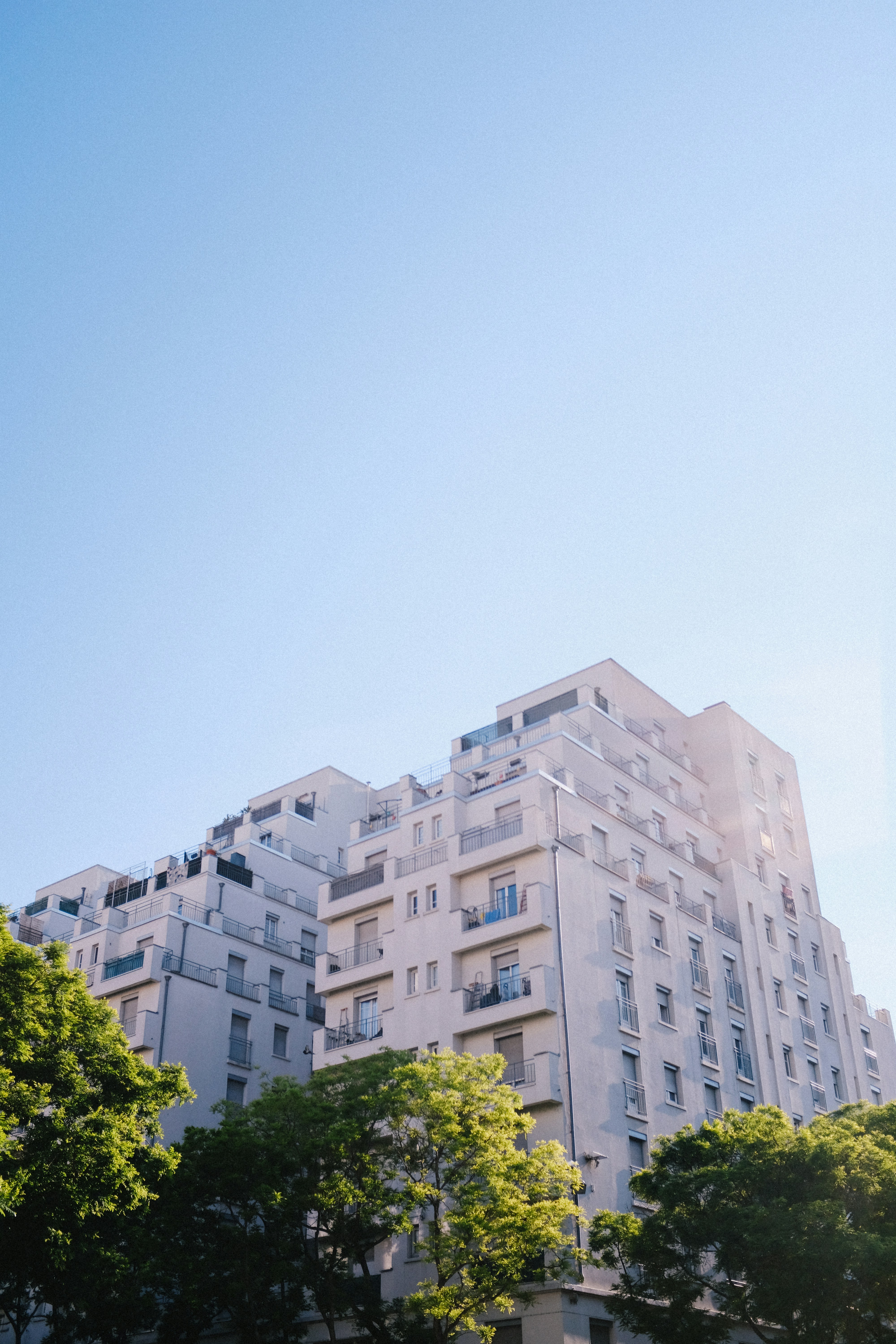 Photo by adrienolichon