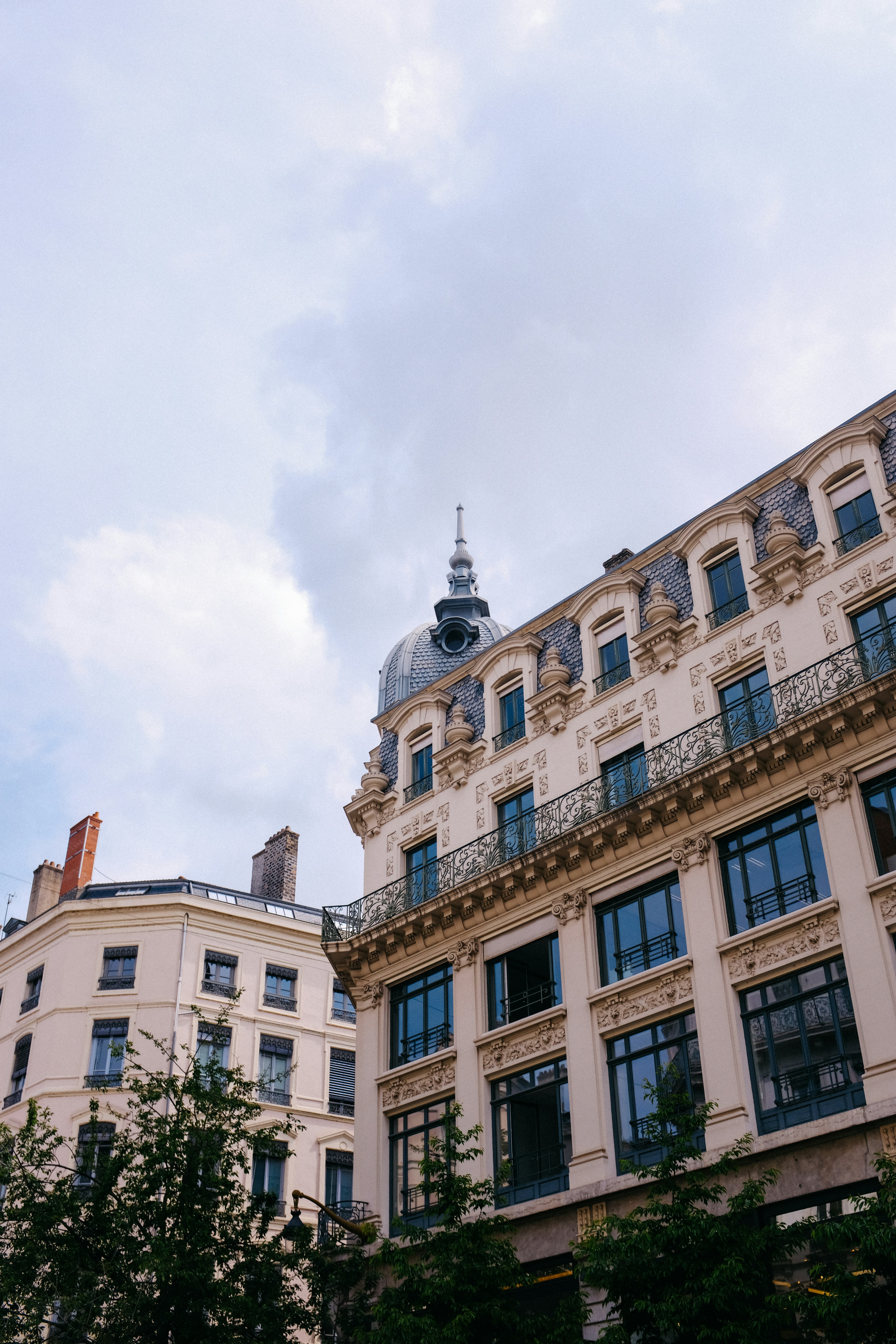 Photo by adrienolichon